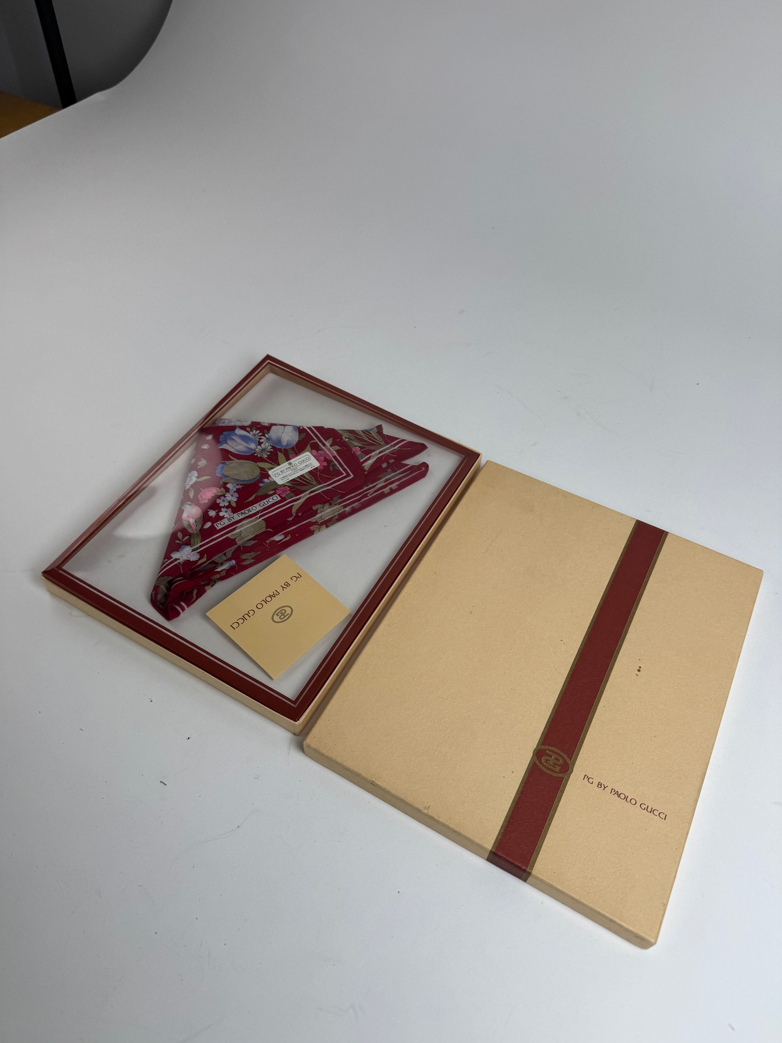 Gucci Vintage Floral Scarf Red New With Box Size ONE SIZE - 10 Thumbnail