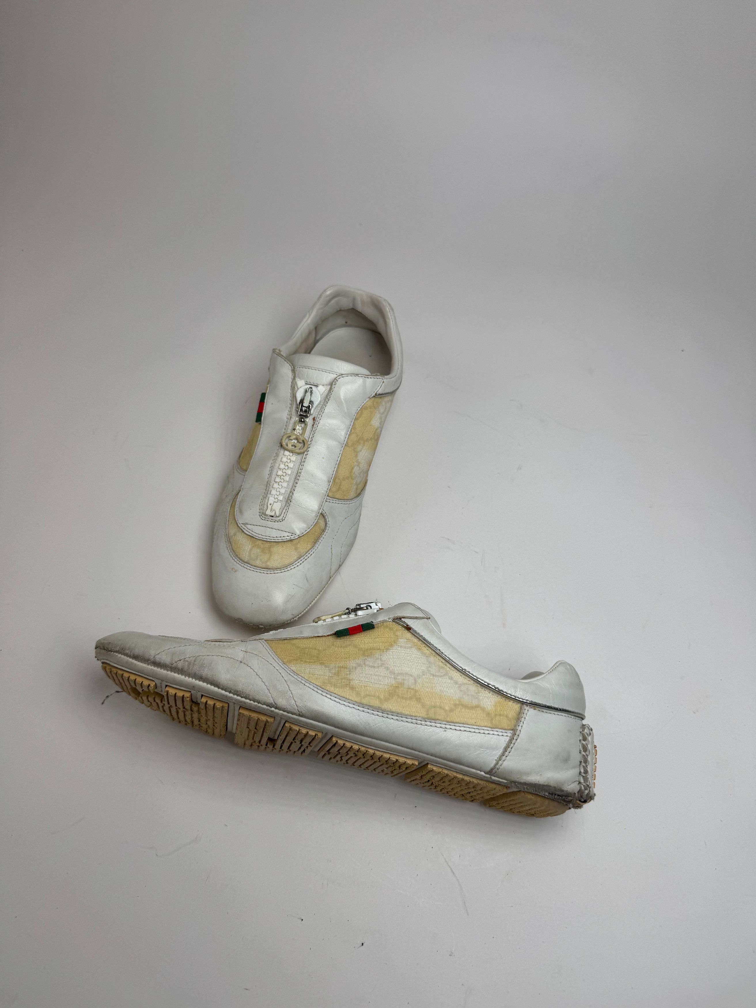 Gucci Vintage Monogram Sneaker White Beige EU38 Size US 7 / IT 37 - 2 Thumbnail