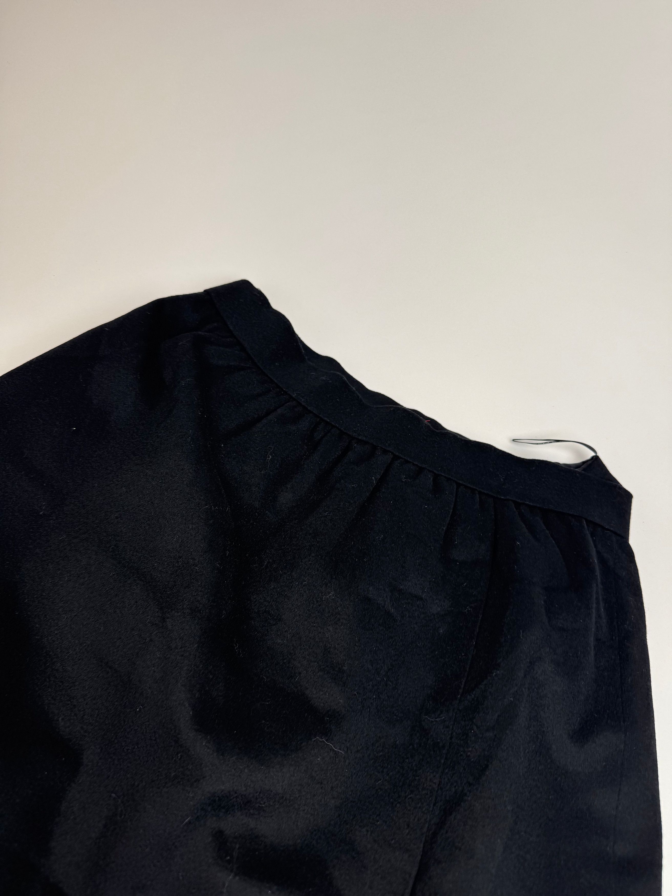 Givenchy Vintage Guvenchy Skirt Black M Size 30" / US 8 / IT 44 - 9 Thumbnail