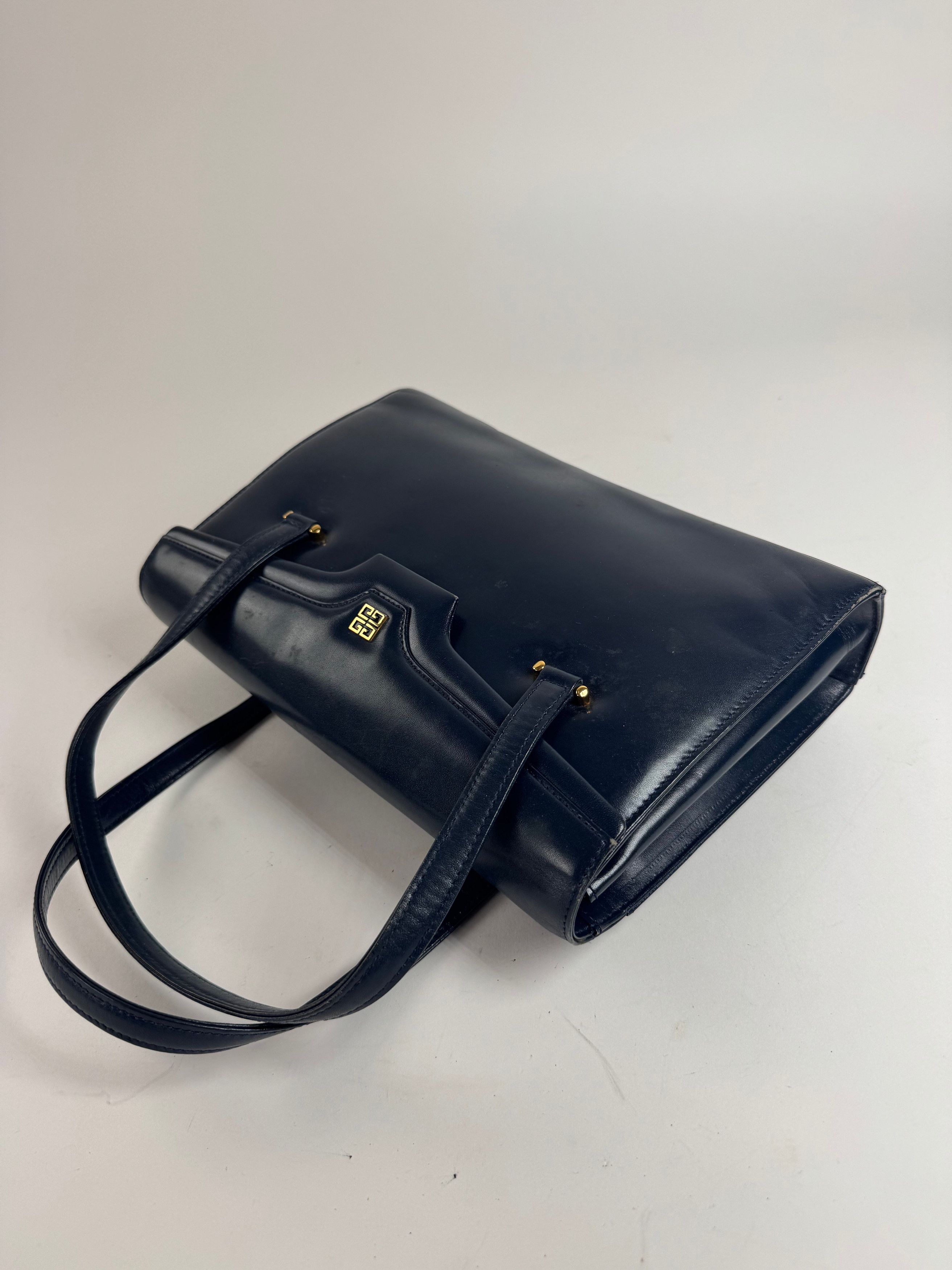 Givenchy Vintage Leather Handbag Navy Size ONE SIZE - 4 Thumbnail