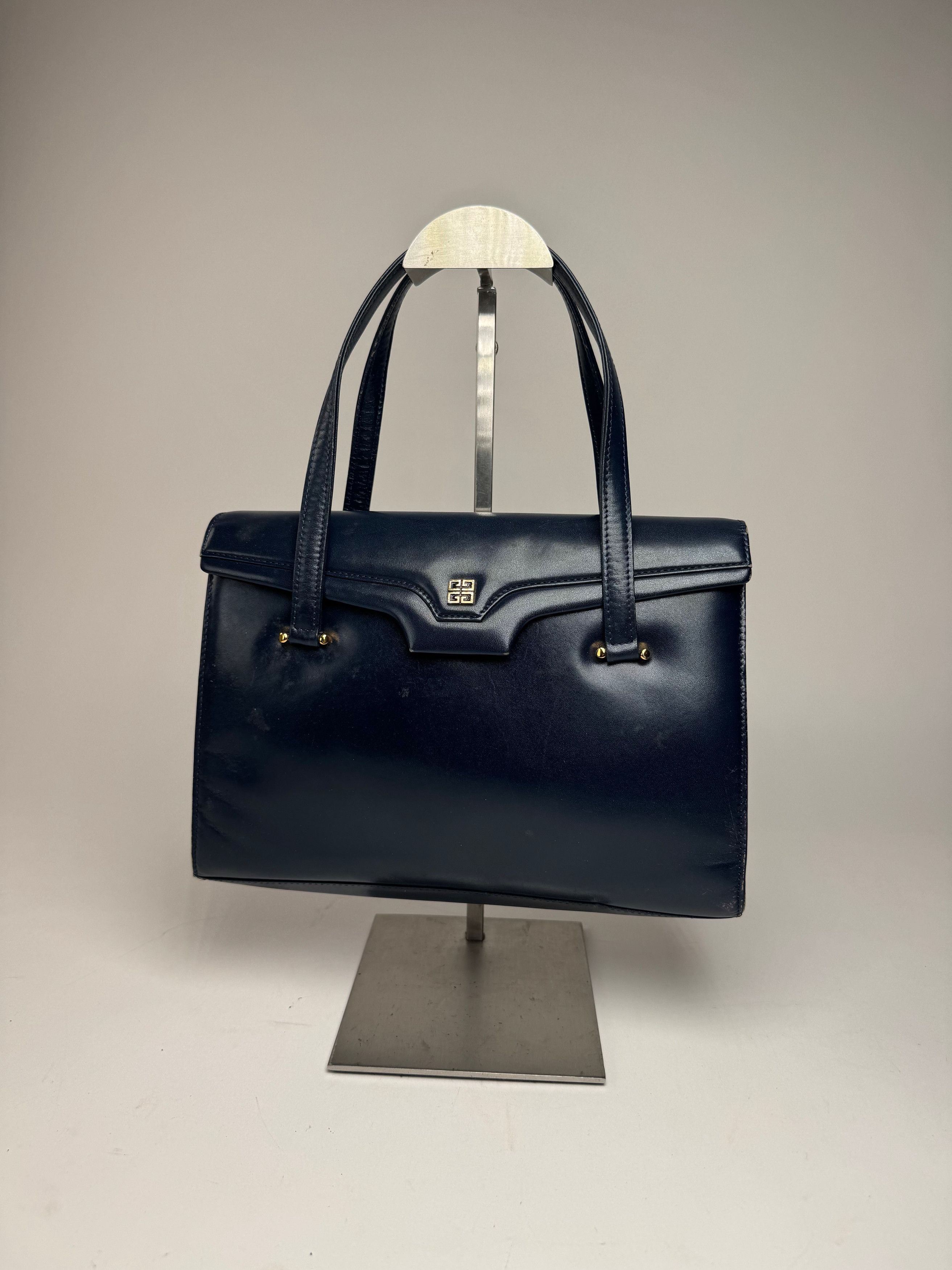 Givenchy Vintage Leather Handbag Navy Size ONE SIZE - 7 Thumbnail