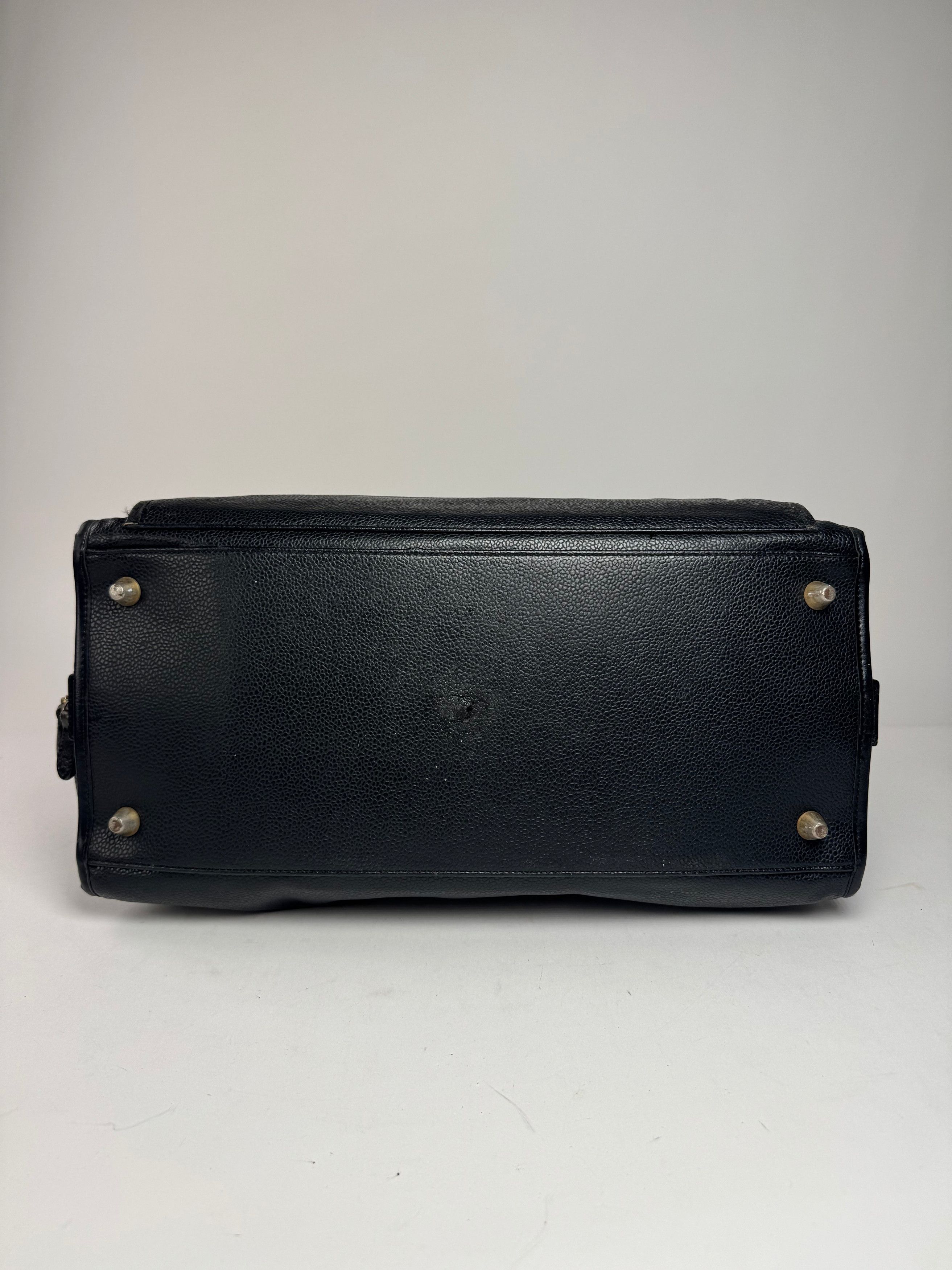 Burberry Vintage Leather Duffel Bag Black Size ONE SIZE - 8 Thumbnail