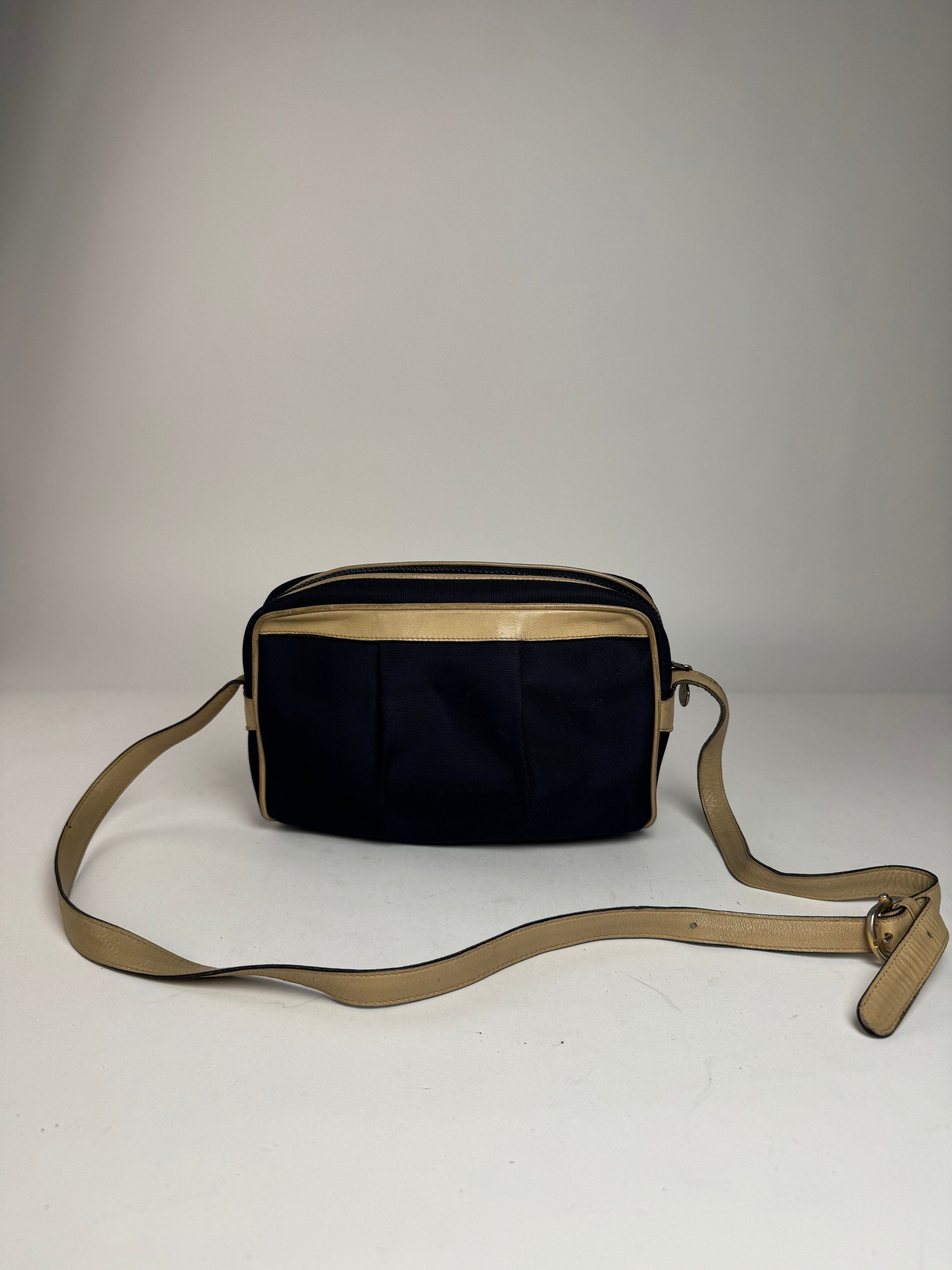 Celine Vintage Triomphe Shoulder Leather Polyester Bag Navy Gold Size ONE SIZE - 2 Thumbnail