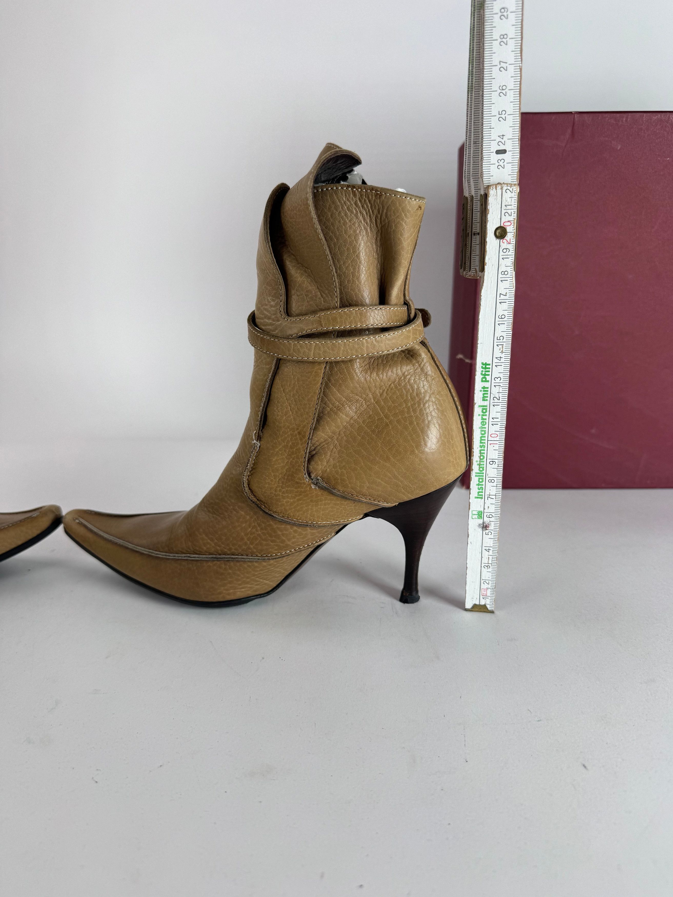 Bottega Veneta Vintage Heeled Boots beige brown EU36 Size US 5 / IT 35 - 7 Thumbnail