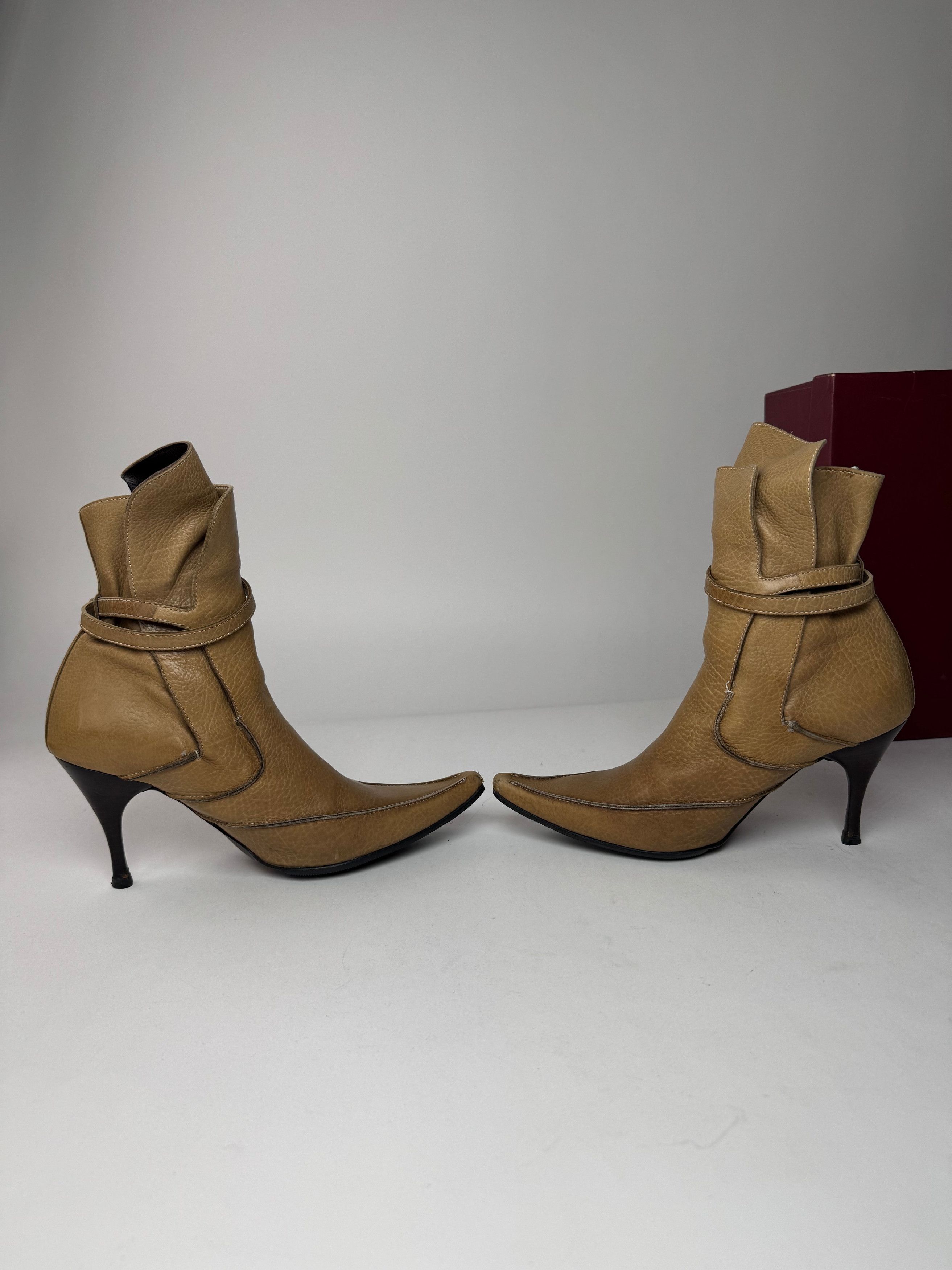 Bottega Veneta Vintage Heeled Boots beige brown EU36 Size US 5 / IT 35 - 10 Thumbnail
