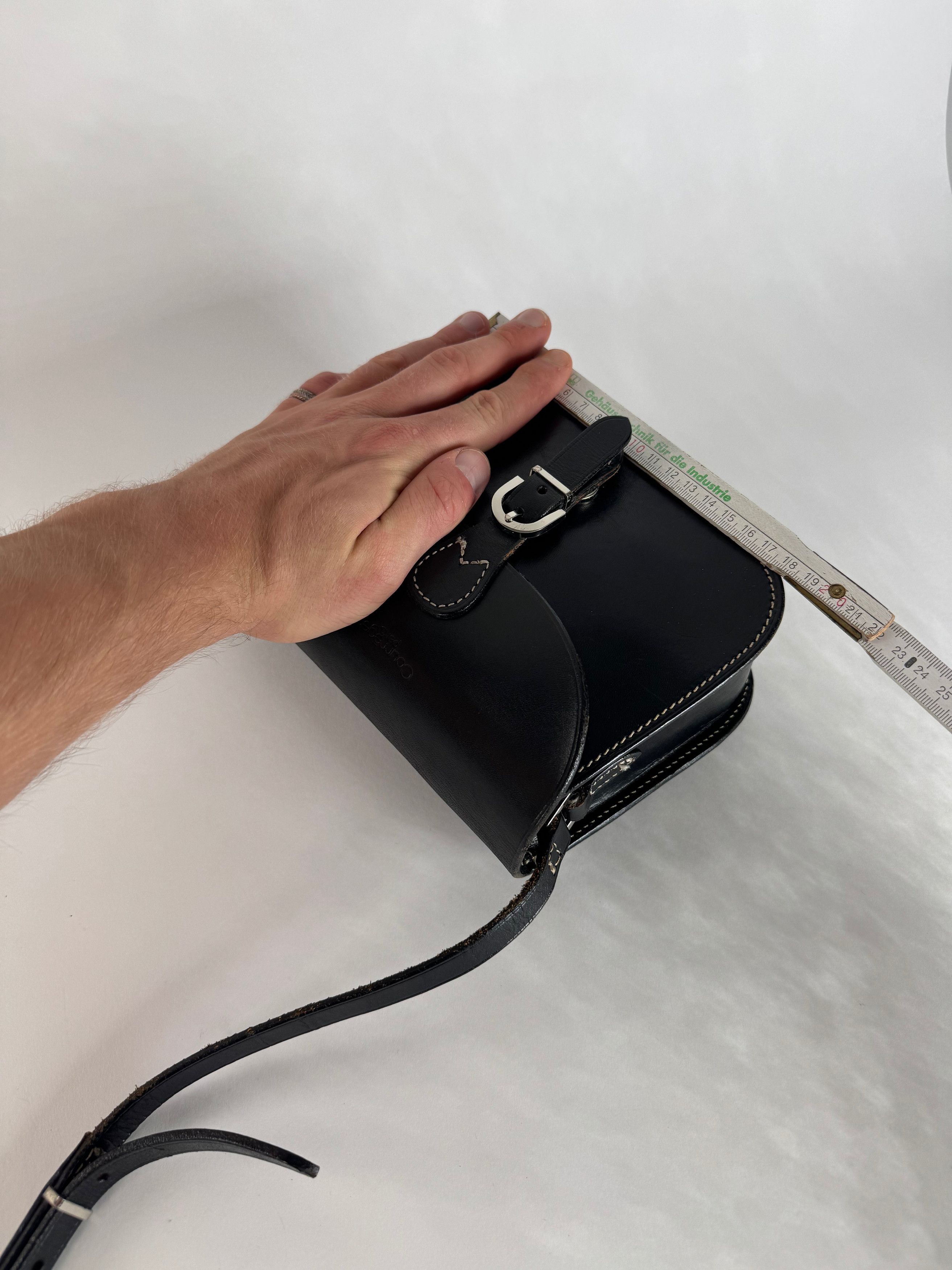 Courreges Vintage Crossbody Leather Bag Black Size ONE SIZE - 9 Thumbnail