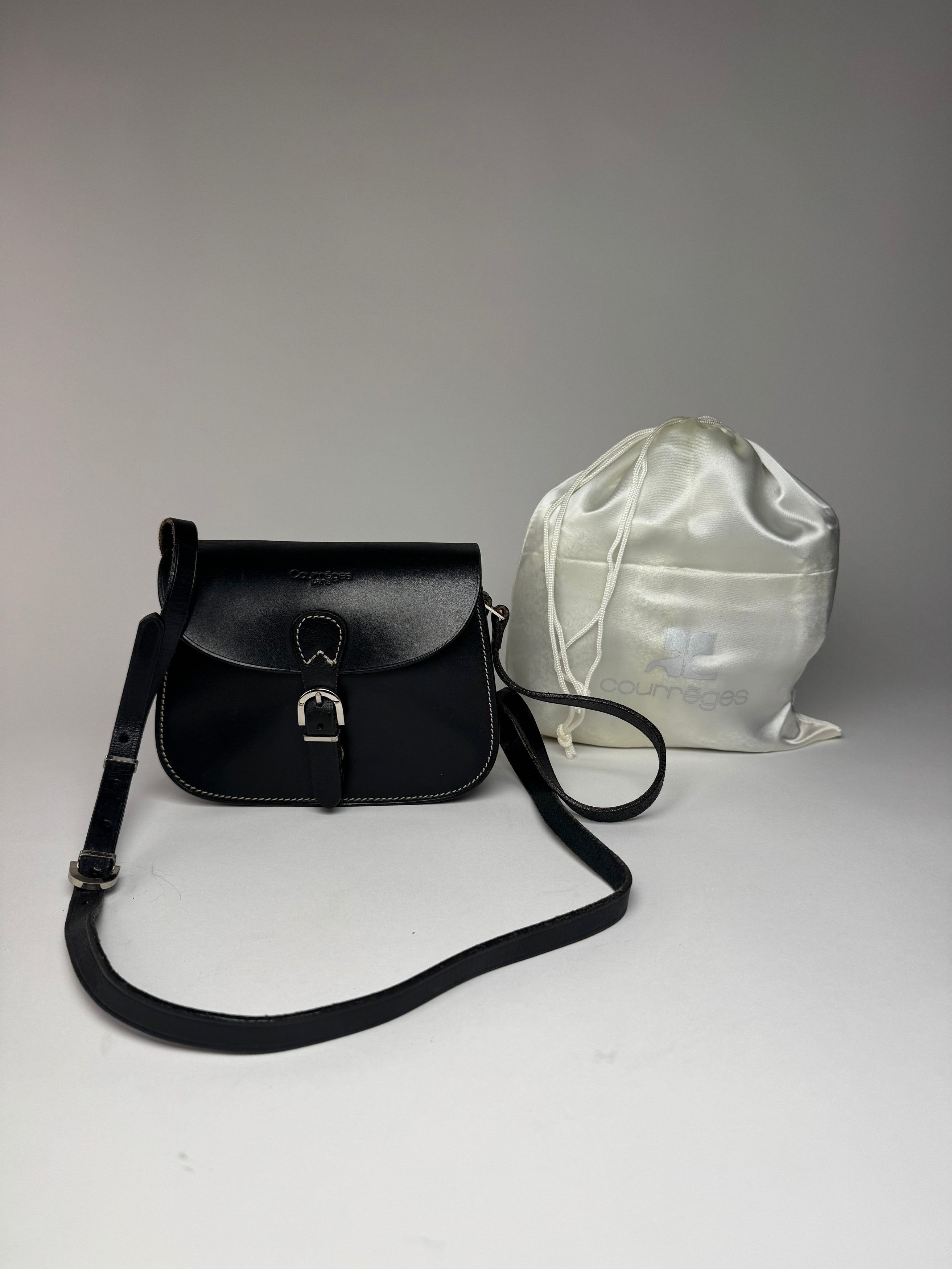 Courreges Vintage Crossbody Leather Bag Black Size ONE SIZE - 14 Thumbnail