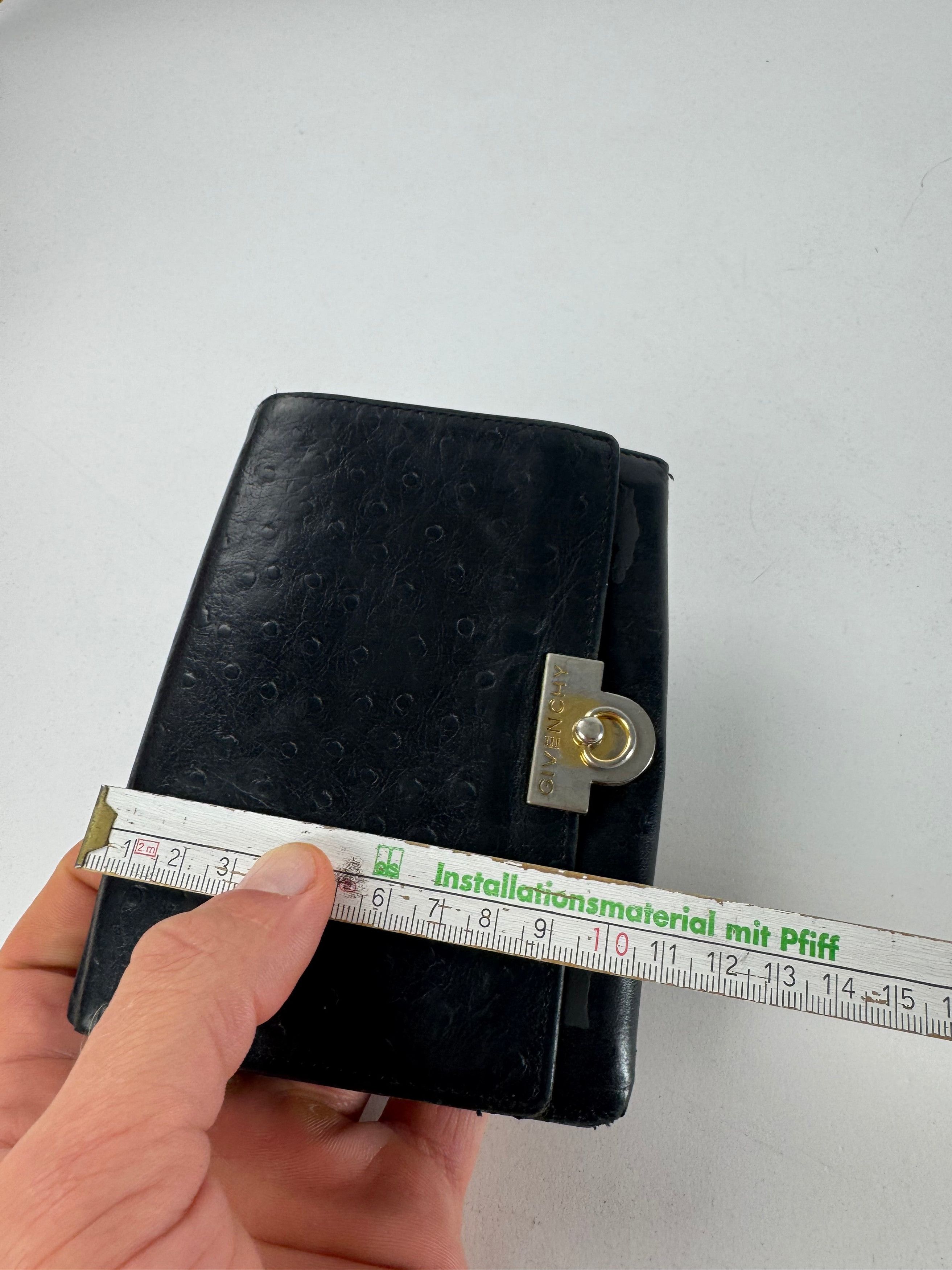 Givenchy Vintage Ostrich Leather Wallet Black Size ONE SIZE - 4 Thumbnail