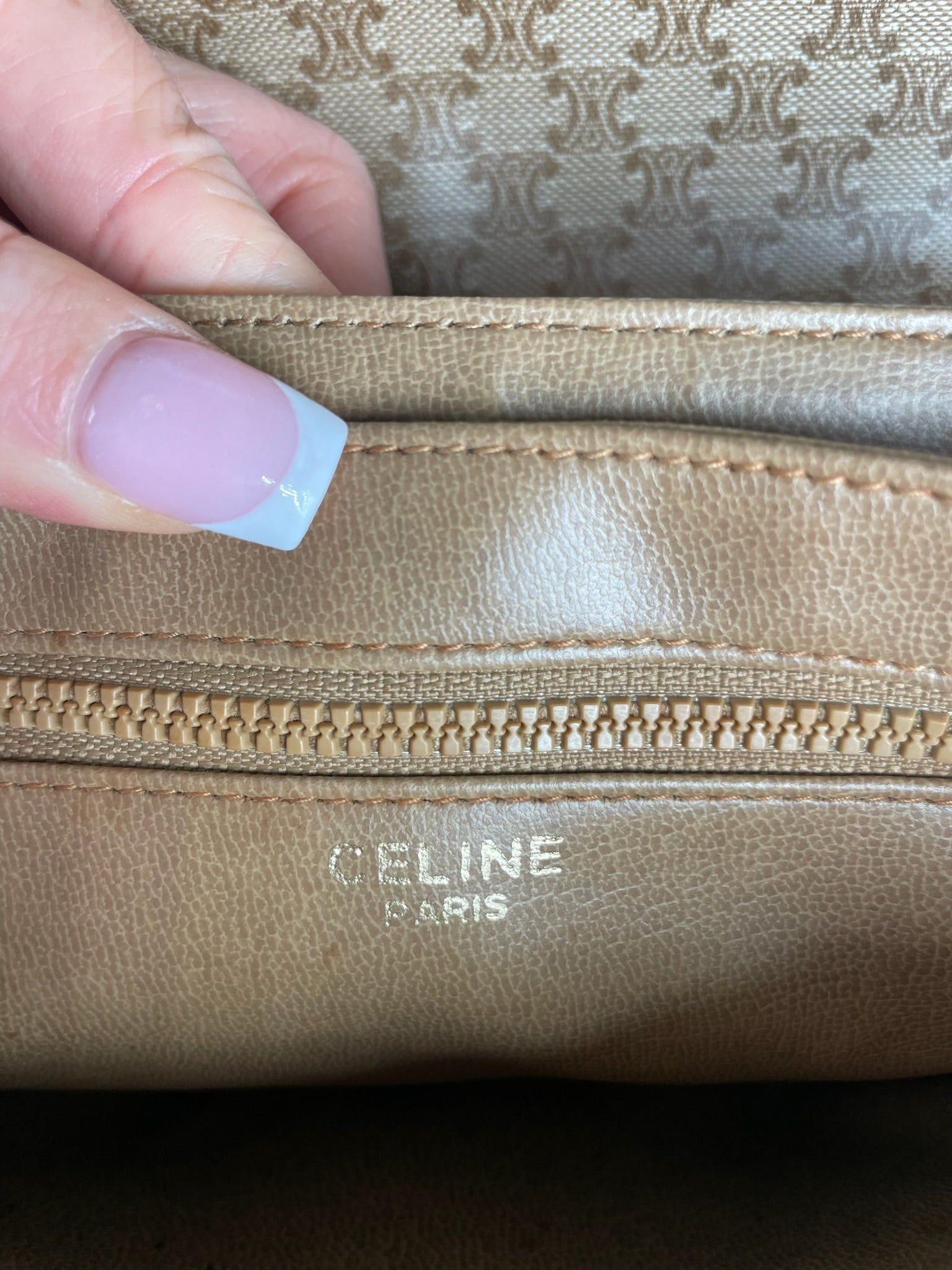 Celine Vintage Monogram leather Shoulder Bag beige Brown Size ONE SIZE - 4 Thumbnail