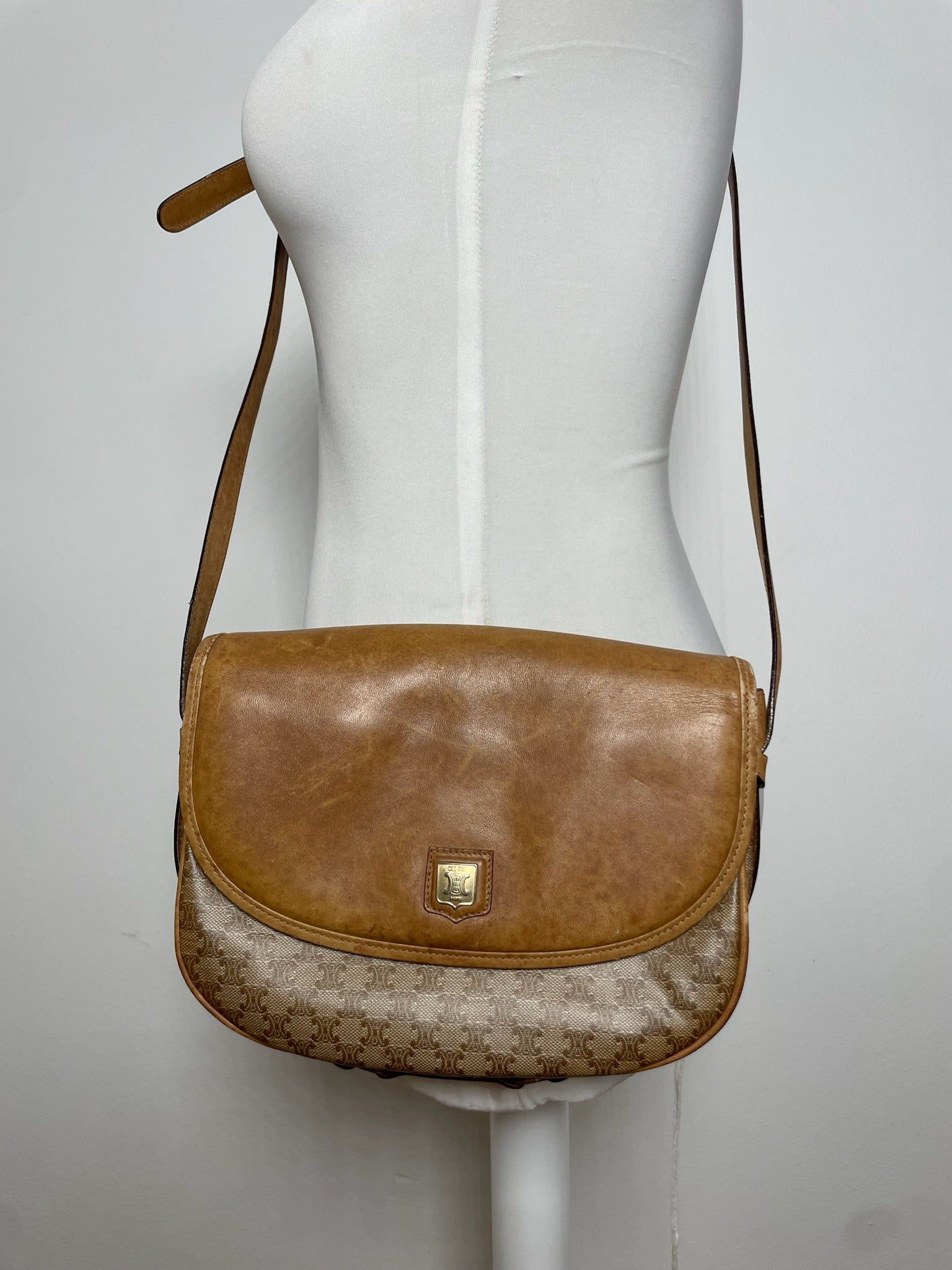 Celine Vintage Monogram leather Shoulder Bag beige Brown Size ONE SIZE - 3 Thumbnail