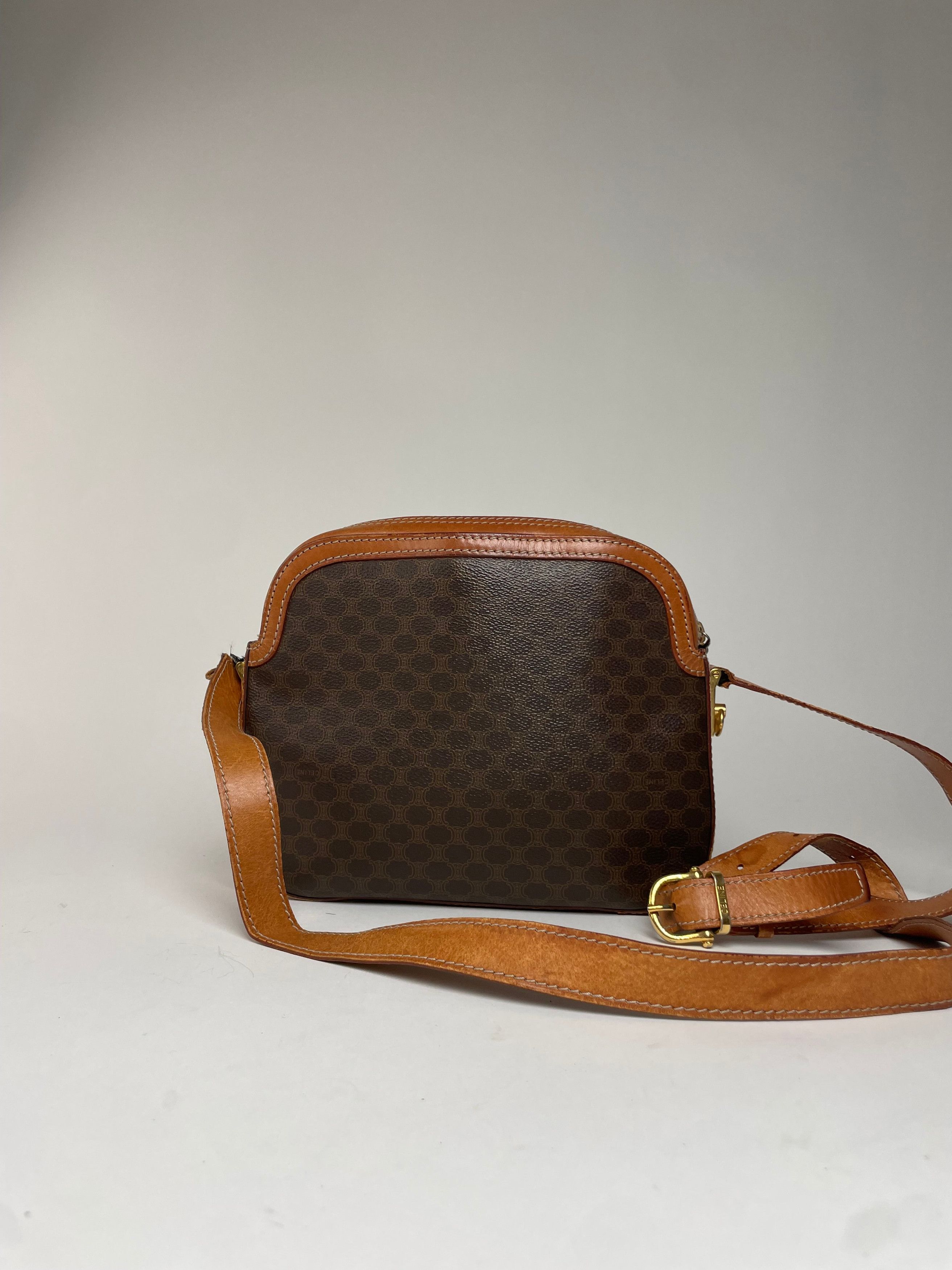 Celine Vintage Paris Triomphe Monogram Leather Shoulder Bag brown Size ONE SIZE - 15 Thumbnail