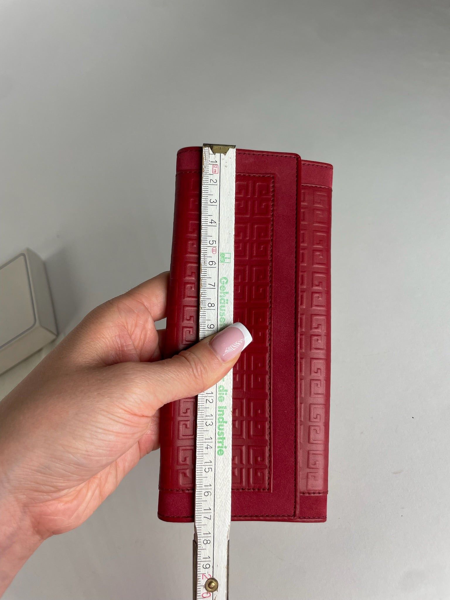 Givenchy Vintage Monogram Leather Long Etui Red Size ONE SIZE - 6 Thumbnail