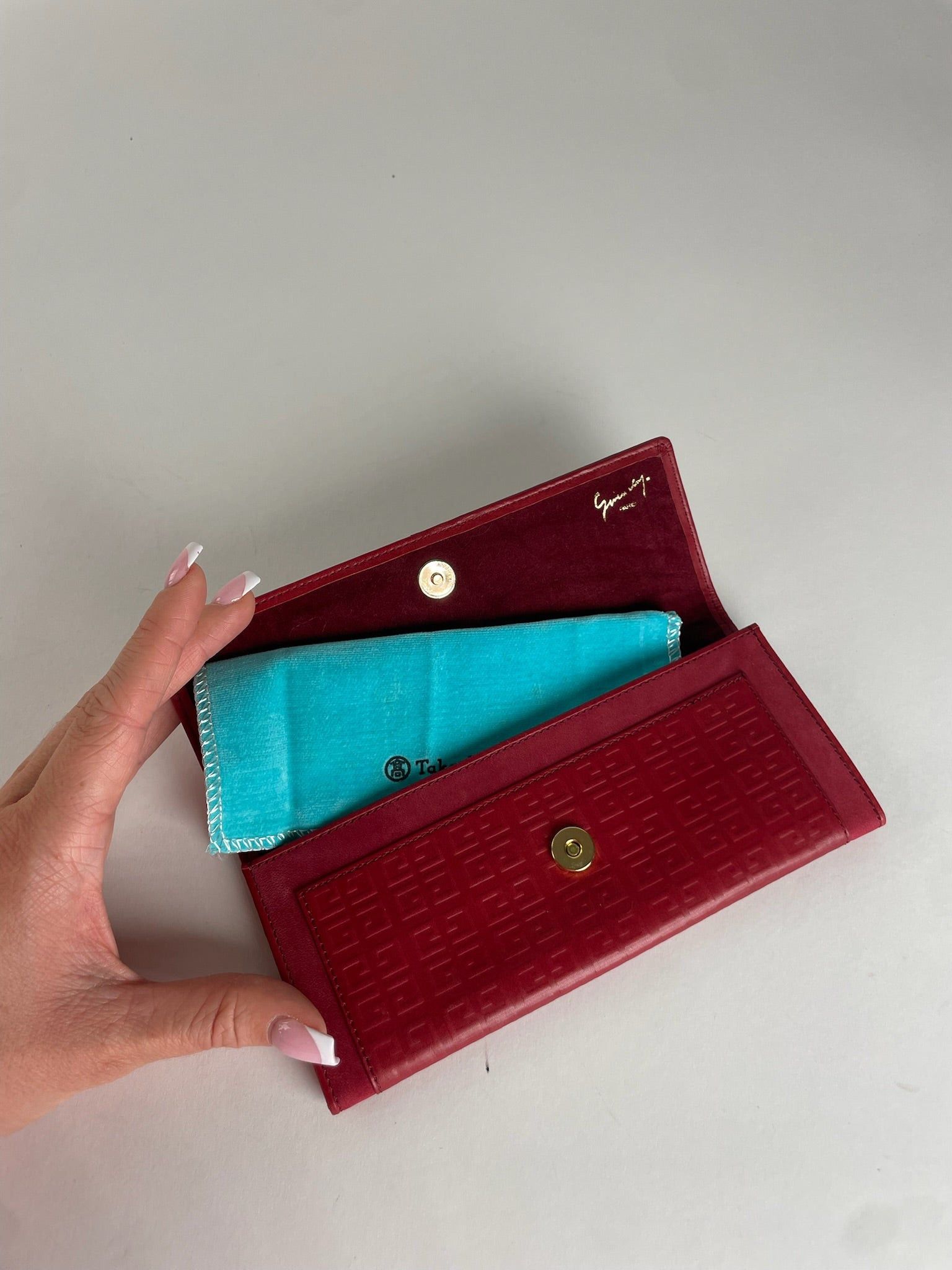 Givenchy Vintage Monogram Leather Long Etui Red Size ONE SIZE - 4 Thumbnail