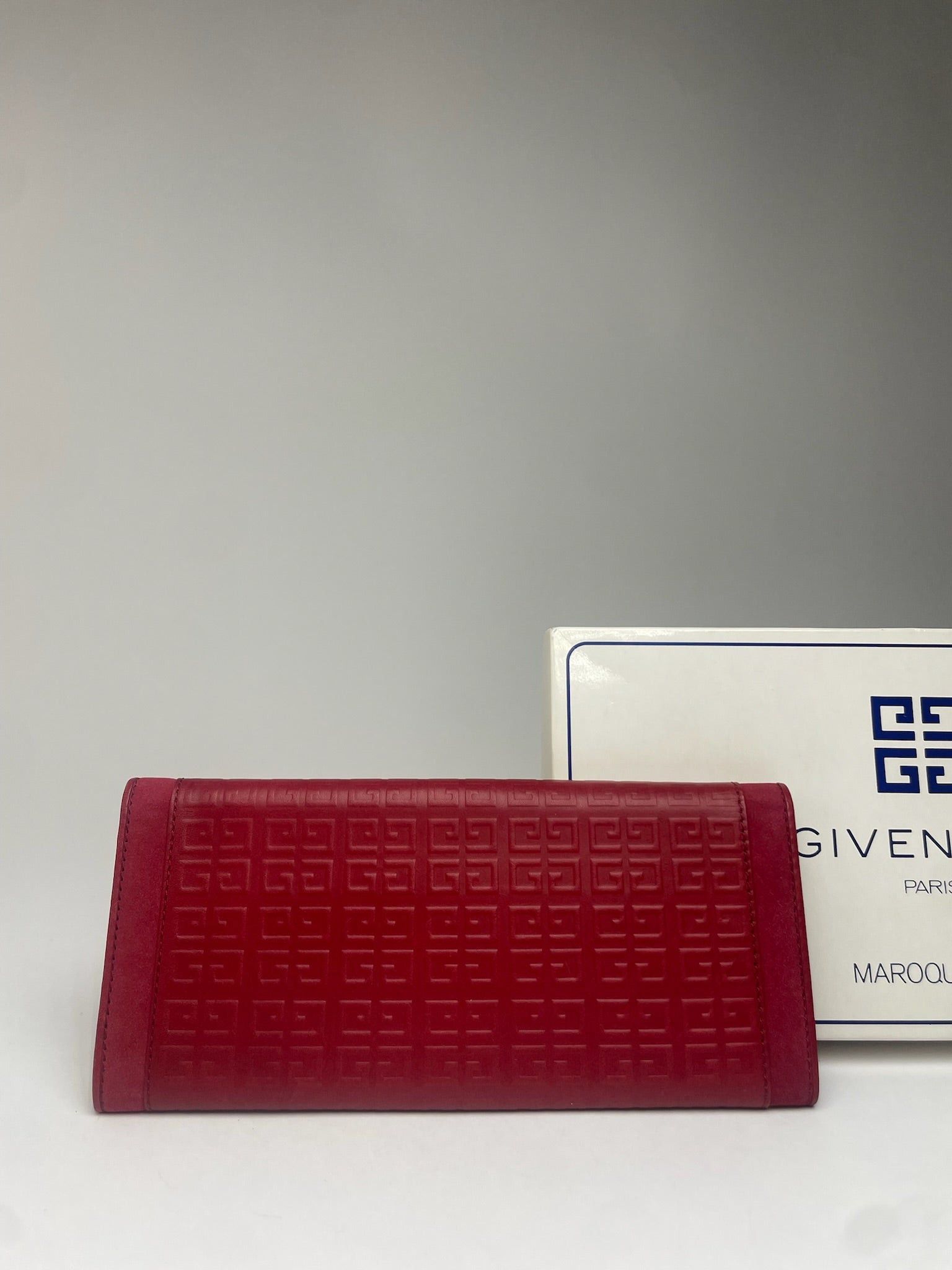 Givenchy Vintage Monogram Leather Long Etui Red Size ONE SIZE - 3 Thumbnail