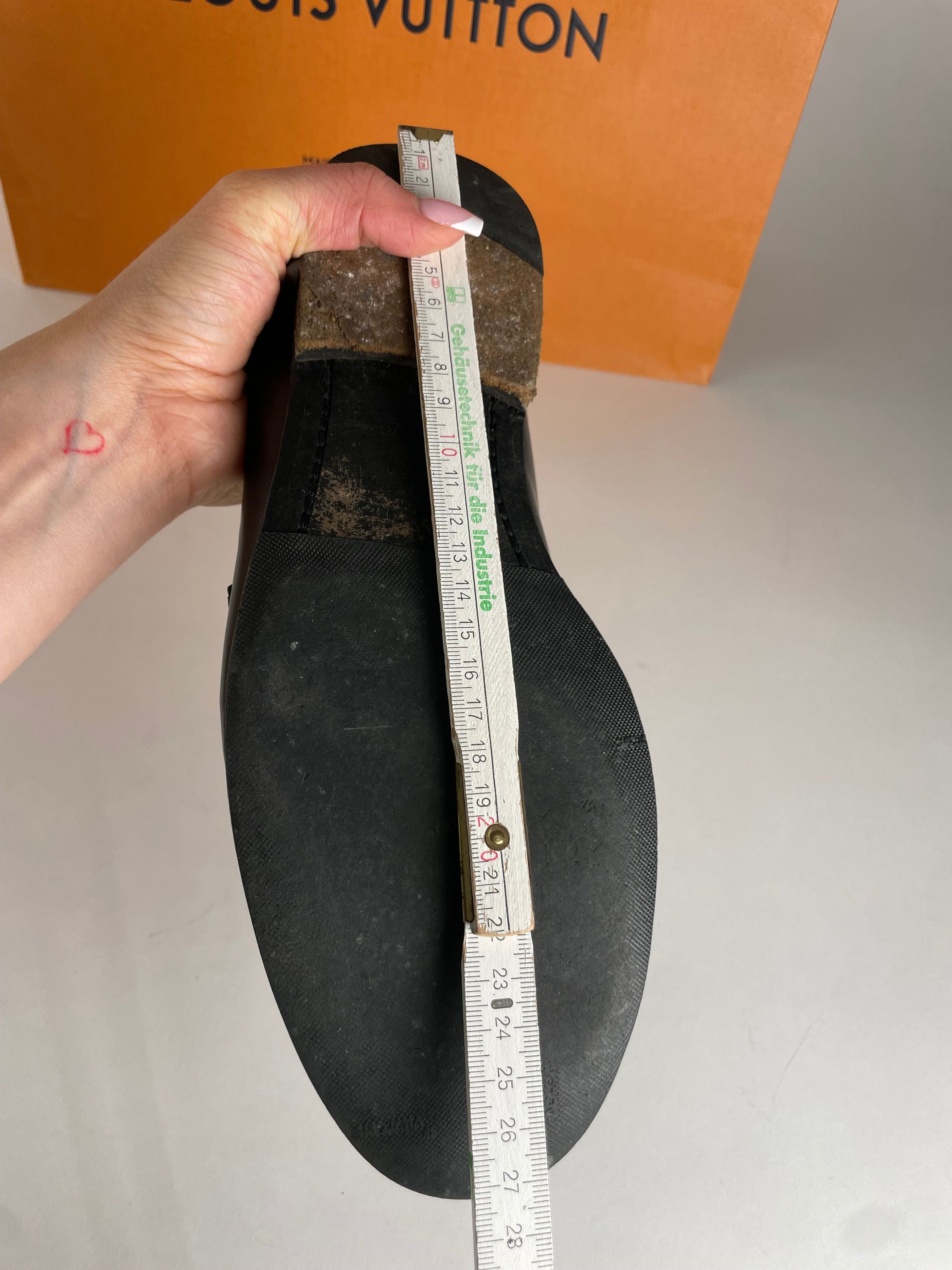 Louis Vuitton Vintage Leather Loafer Black Size US 9 / EU 42 - 9 Thumbnail