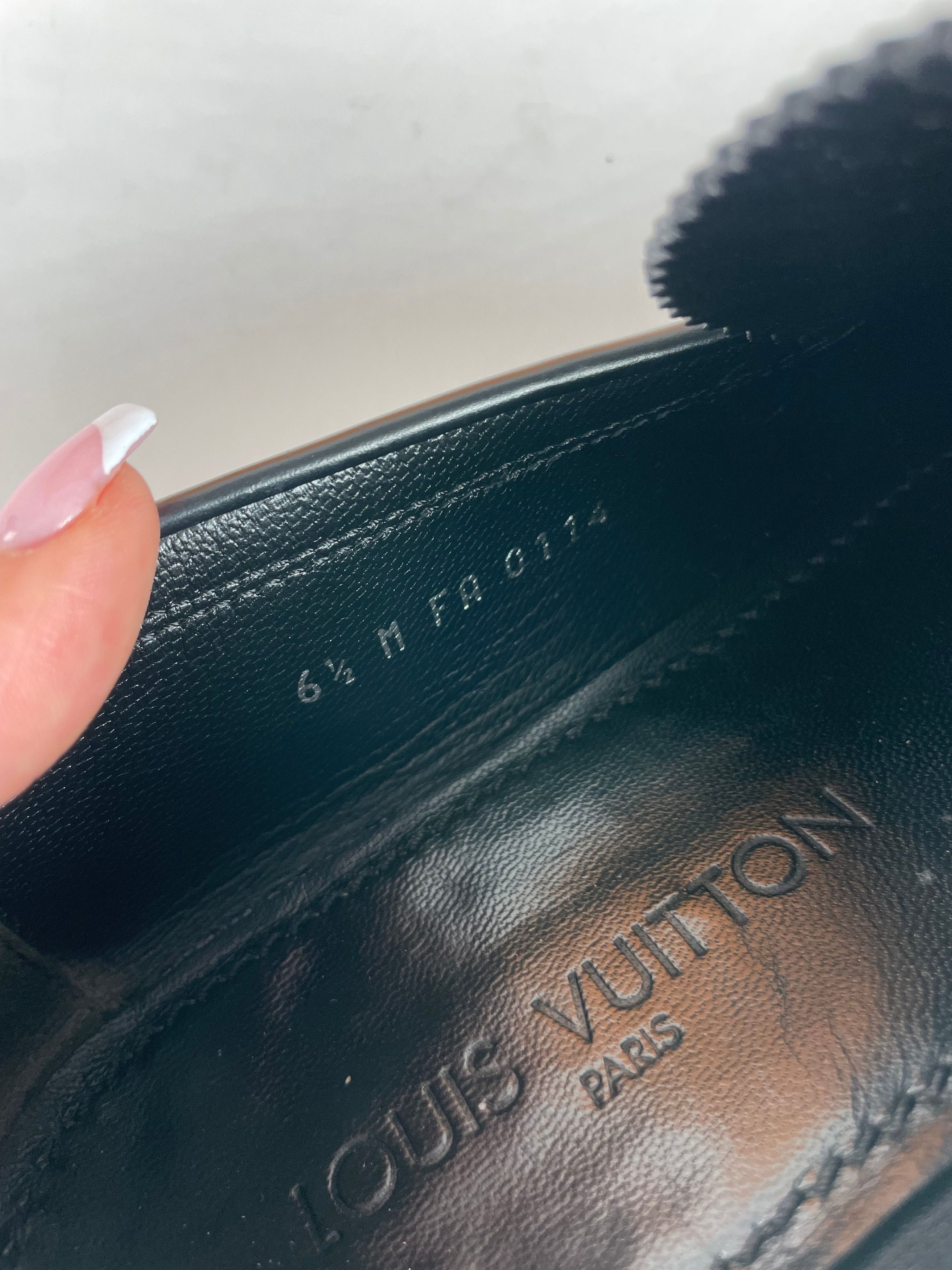 Louis Vuitton Vintage Leather Loafer Black Size US 9 / EU 42 - 10 Thumbnail