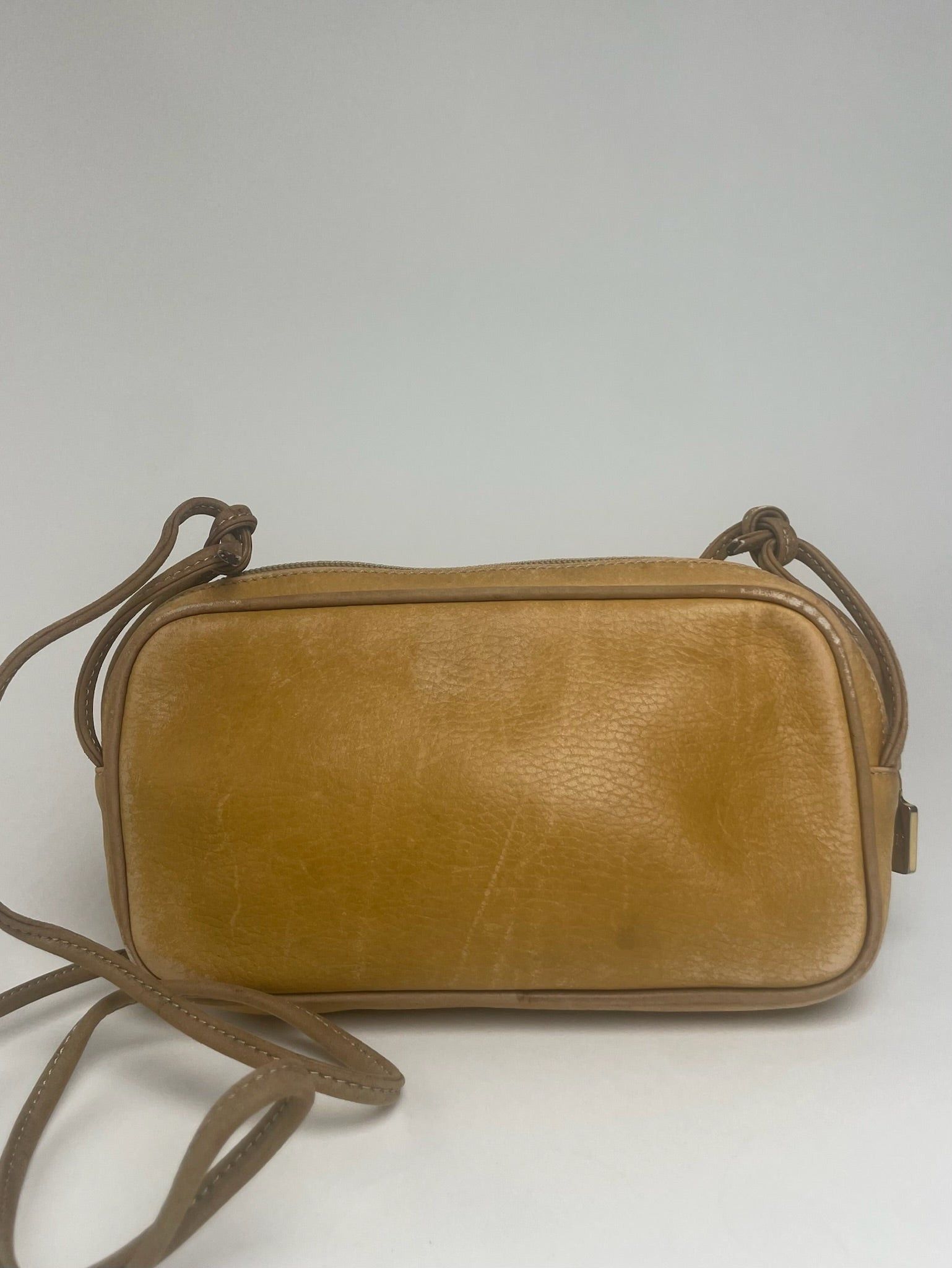 Loewe Vintage Madrid Anagram Leather Shoulder Bag Yellow Size ONE SIZE - 7 Thumbnail