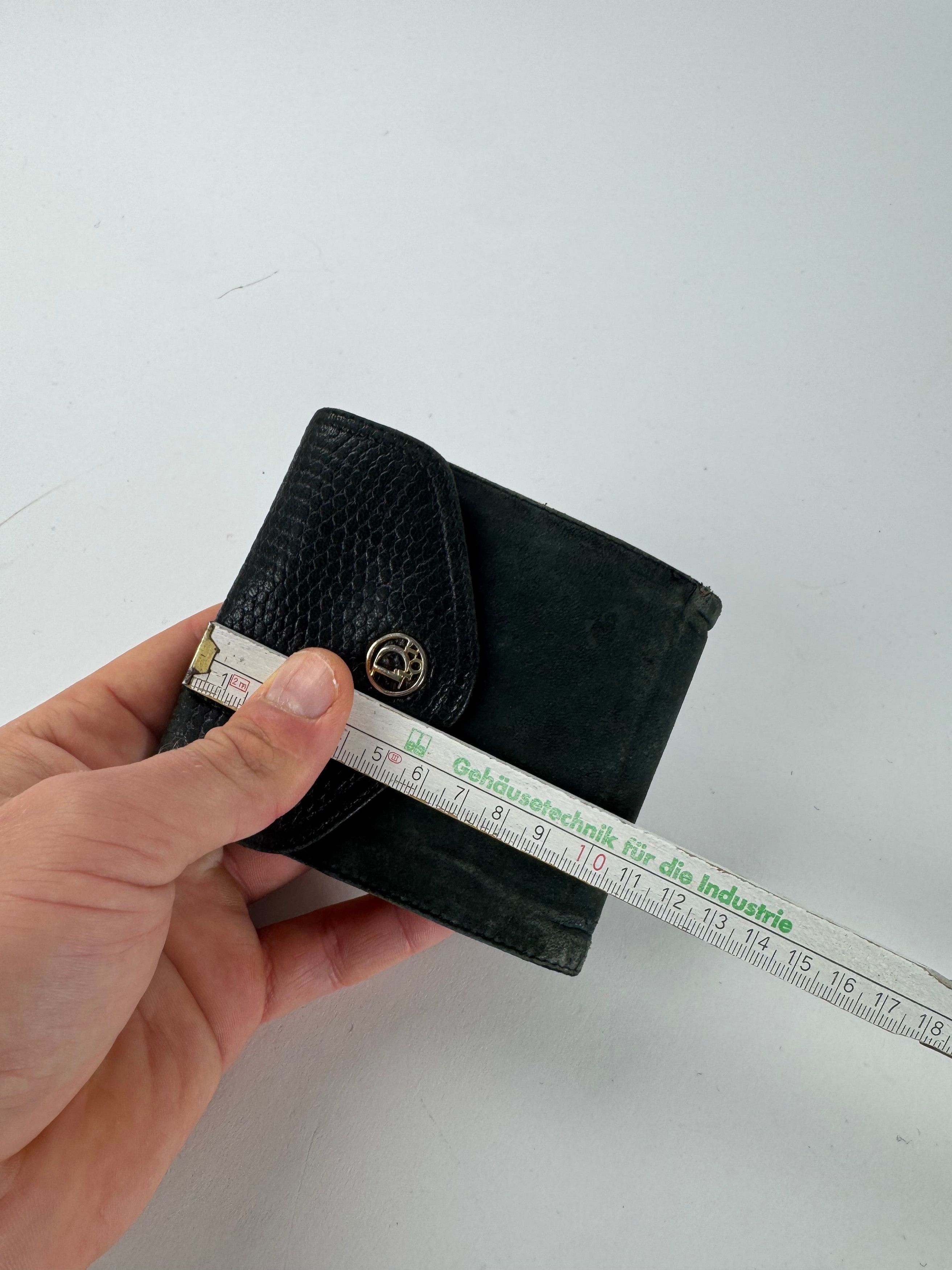 Dior Vintage Snake Emblossed Leather Wallet Black Size ONE SIZE - 10 Thumbnail