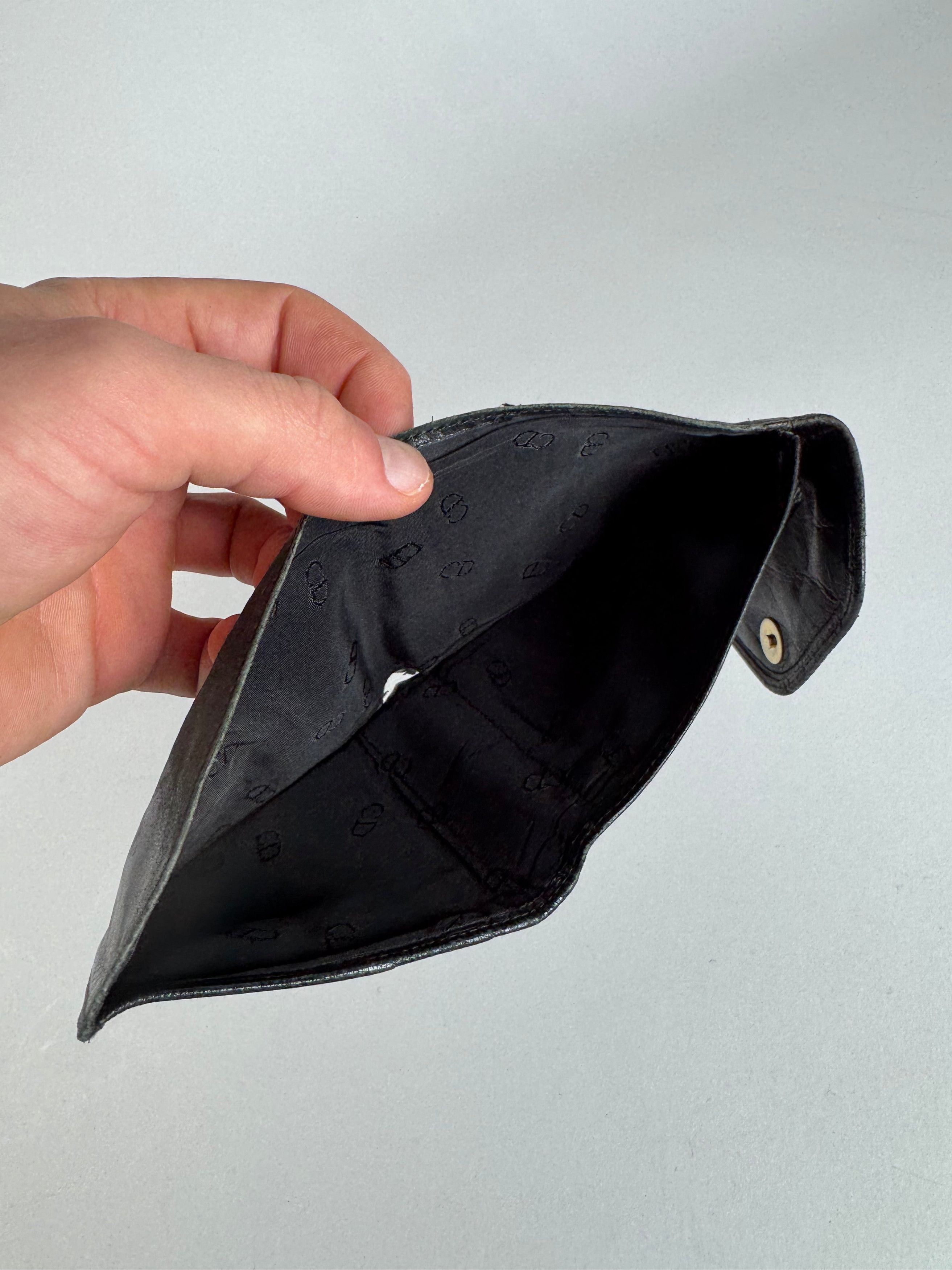 Dior Vintage Snake Emblossed Leather Wallet Black Size ONE SIZE - 8 Thumbnail