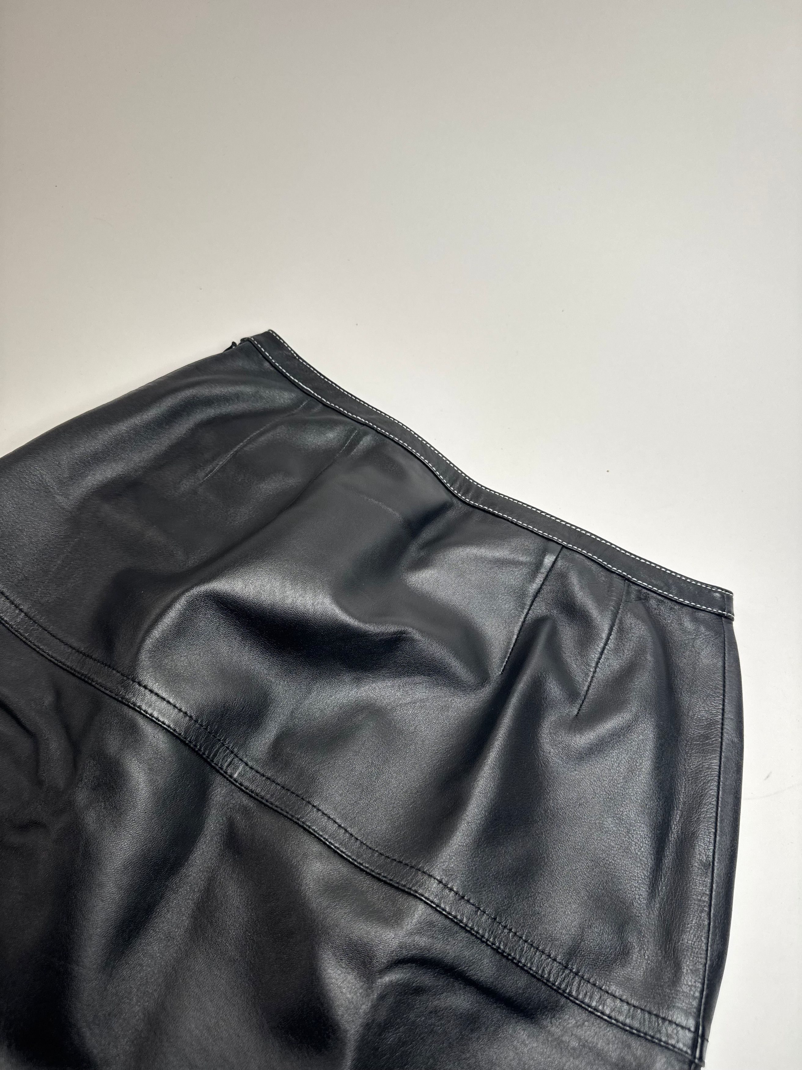 Courreges Vintage Leather Skirt Black Size 30" / US 8 / IT 44 - 10 Thumbnail