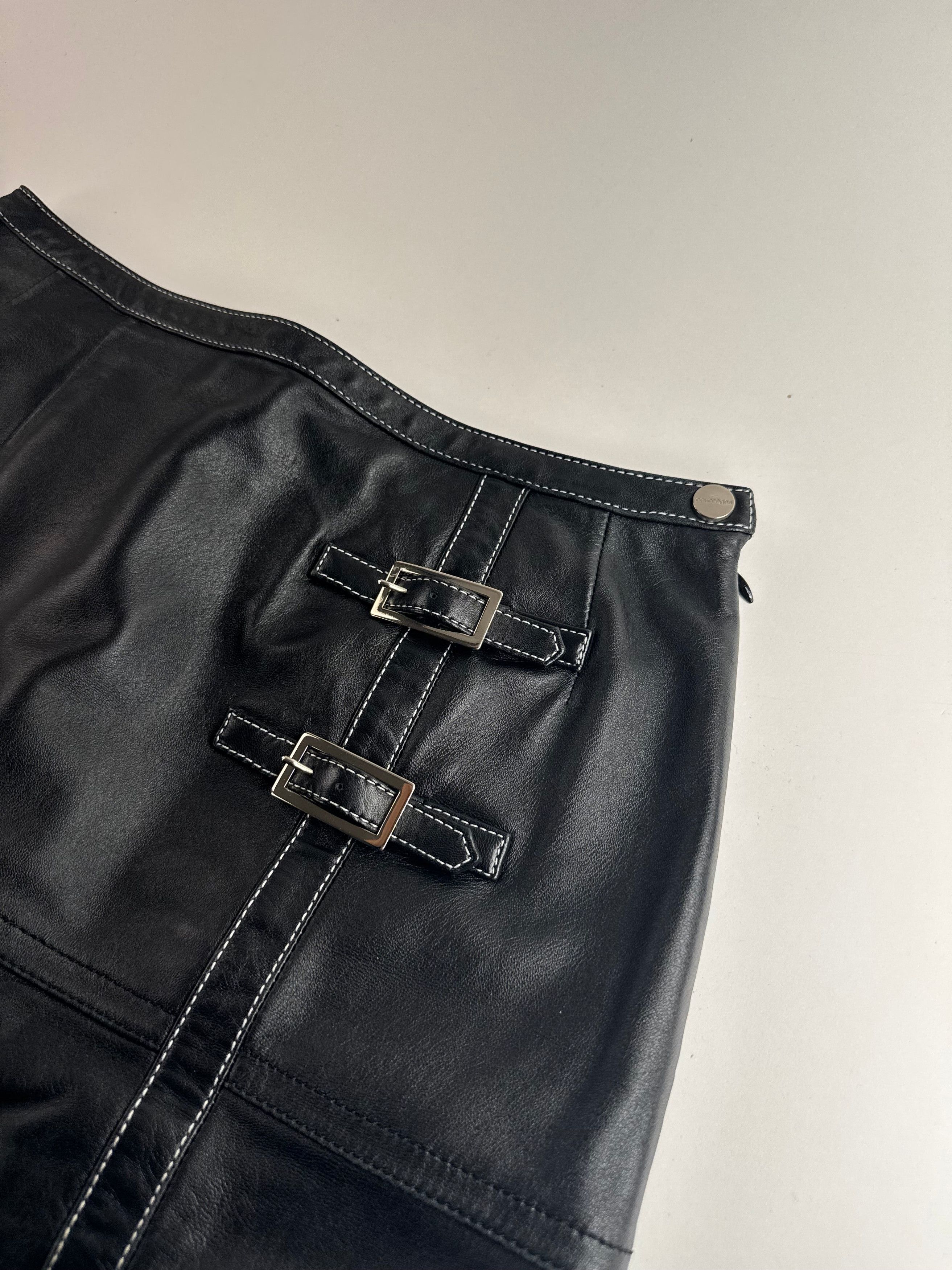 Courreges Vintage Leather Skirt Black Size 30" / US 8 / IT 44 - 5 Thumbnail