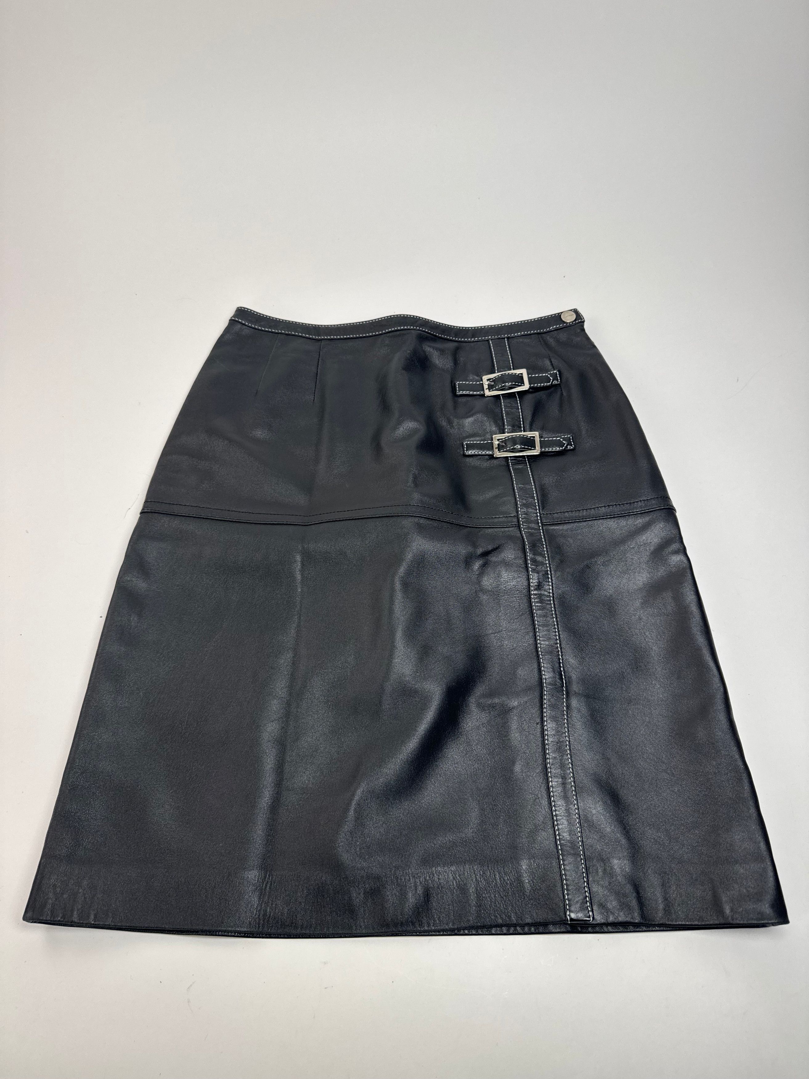 Courreges Vintage Leather Skirt Black Size 30" / US 8 / IT 44 - 4 Thumbnail