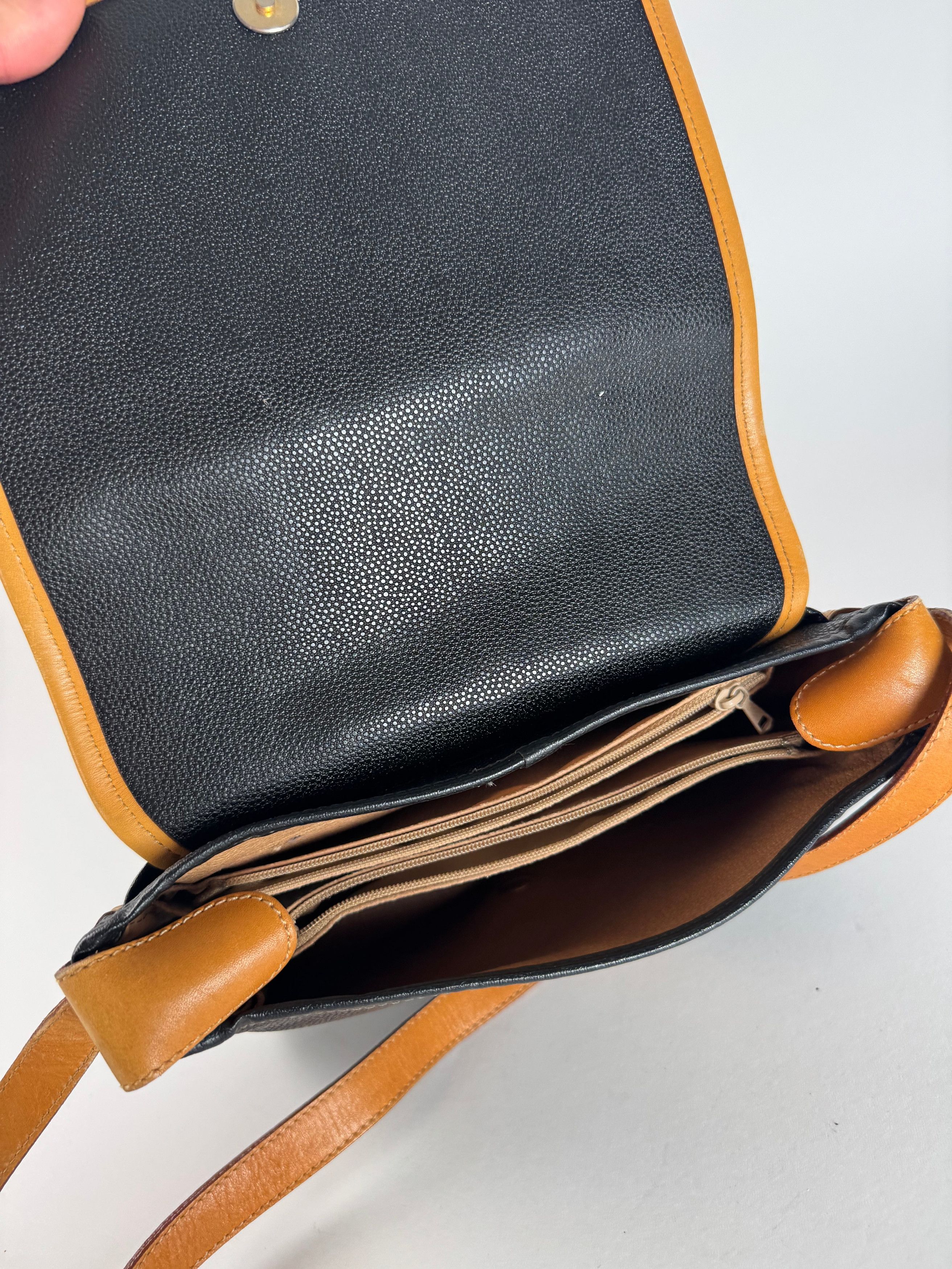 Courreges Vintage Leather Shoulder Crossbody bag Black Brown Size ONE SIZE - 3 Thumbnail