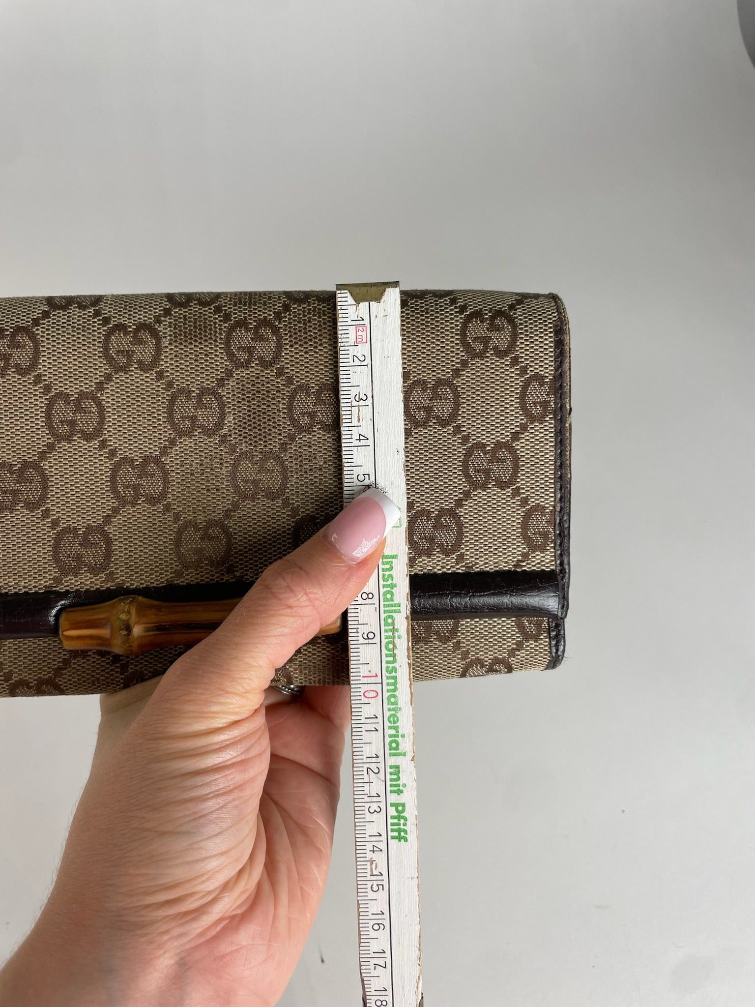 Gucci Vintage Monogram Leather Long Wallet Beige Brown Size ONE SIZE - 3 Thumbnail