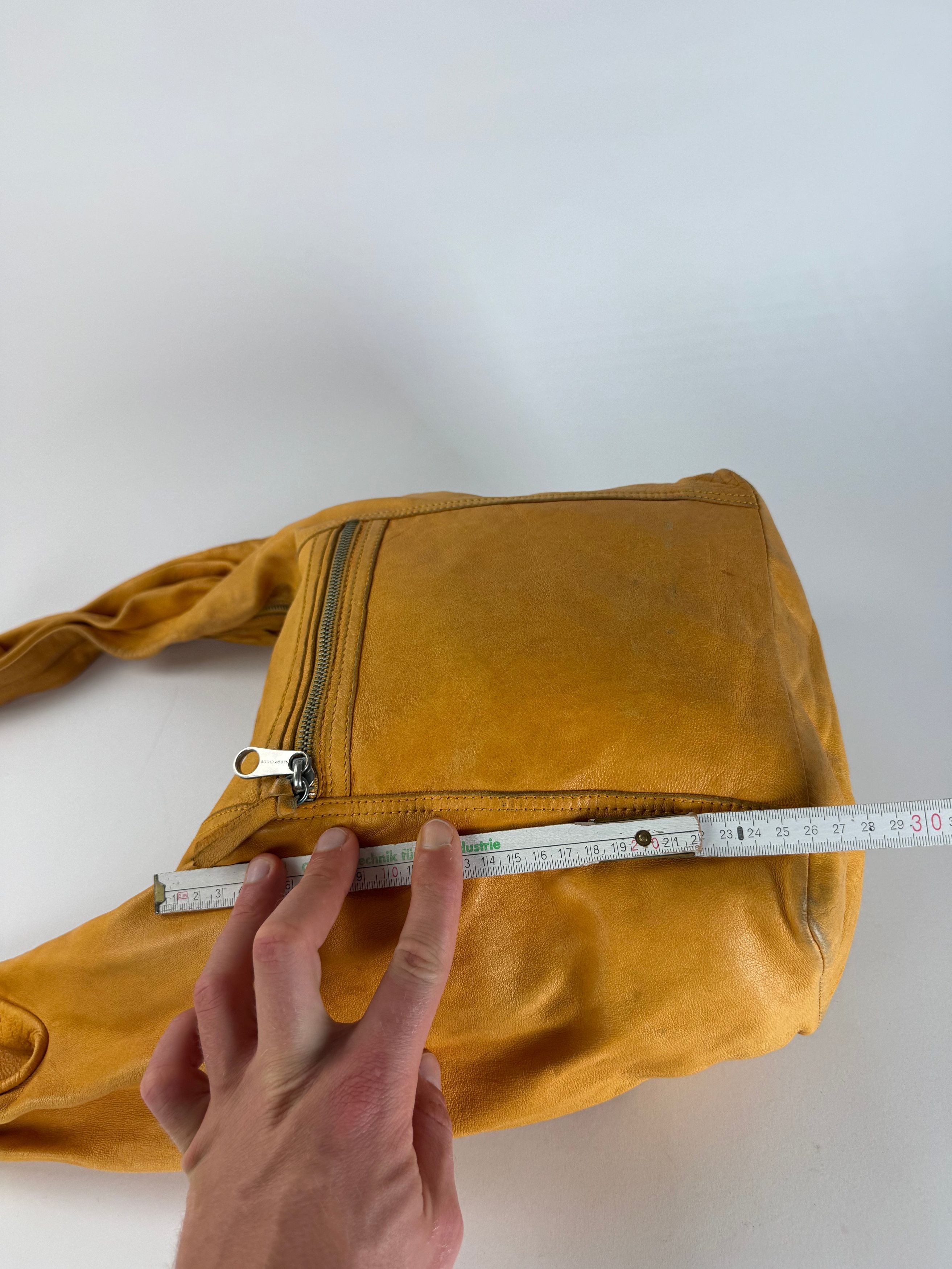 Chloe Vintage Leather Handbag Yellow Size ONE SIZE - 11 Thumbnail