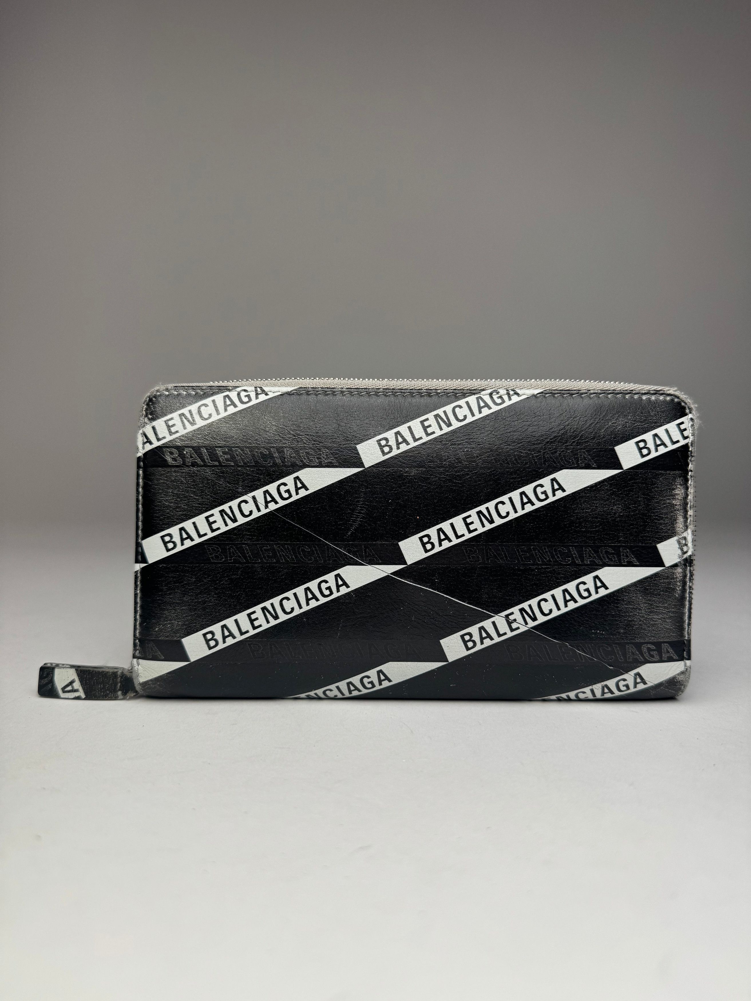 Balenciaga Vintage Zippy Leather Wallet Black Size ONE SIZE - 9 Thumbnail