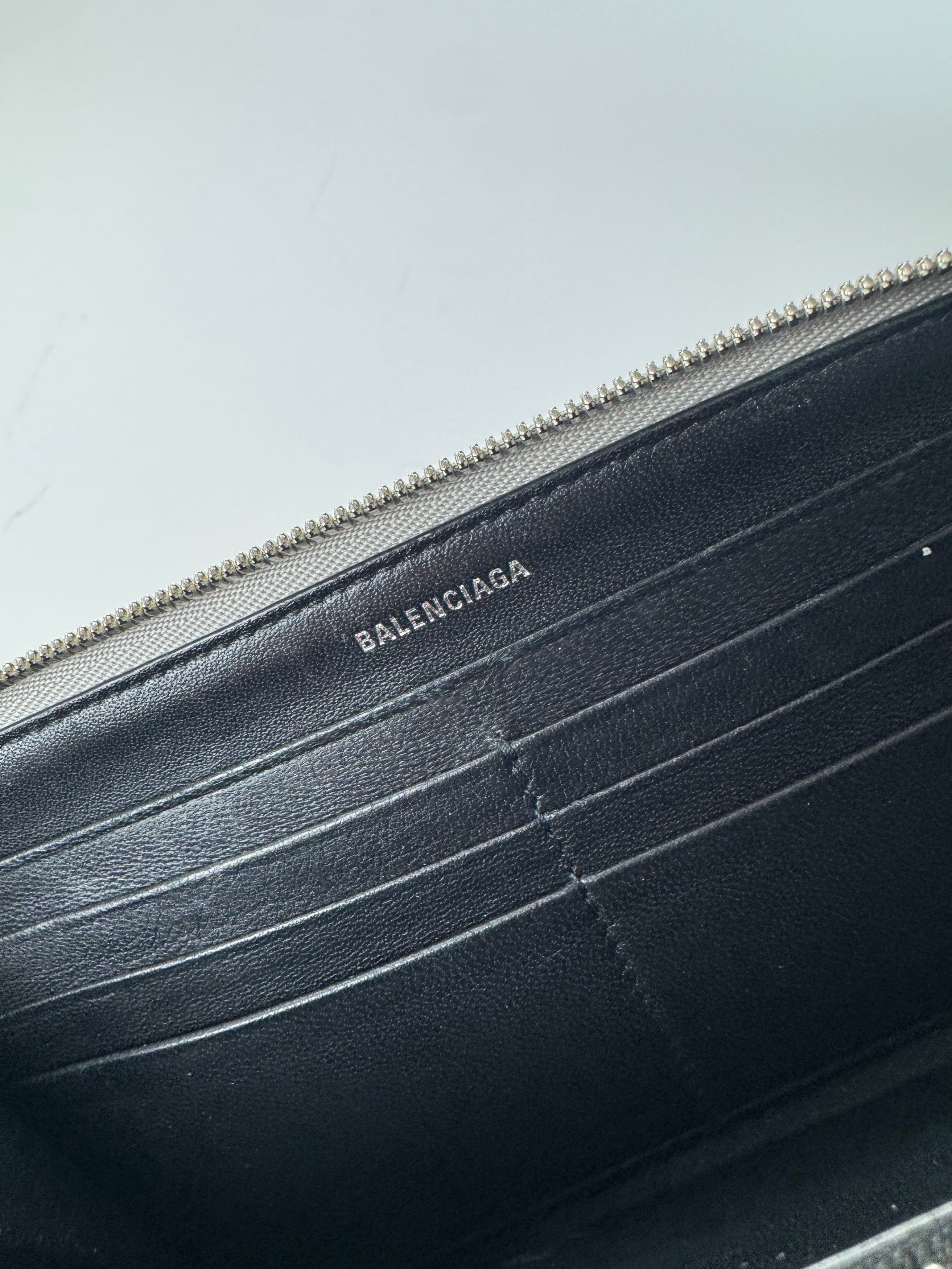 Balenciaga Vintage Zippy Leather Wallet Black Size ONE SIZE - 5 Thumbnail