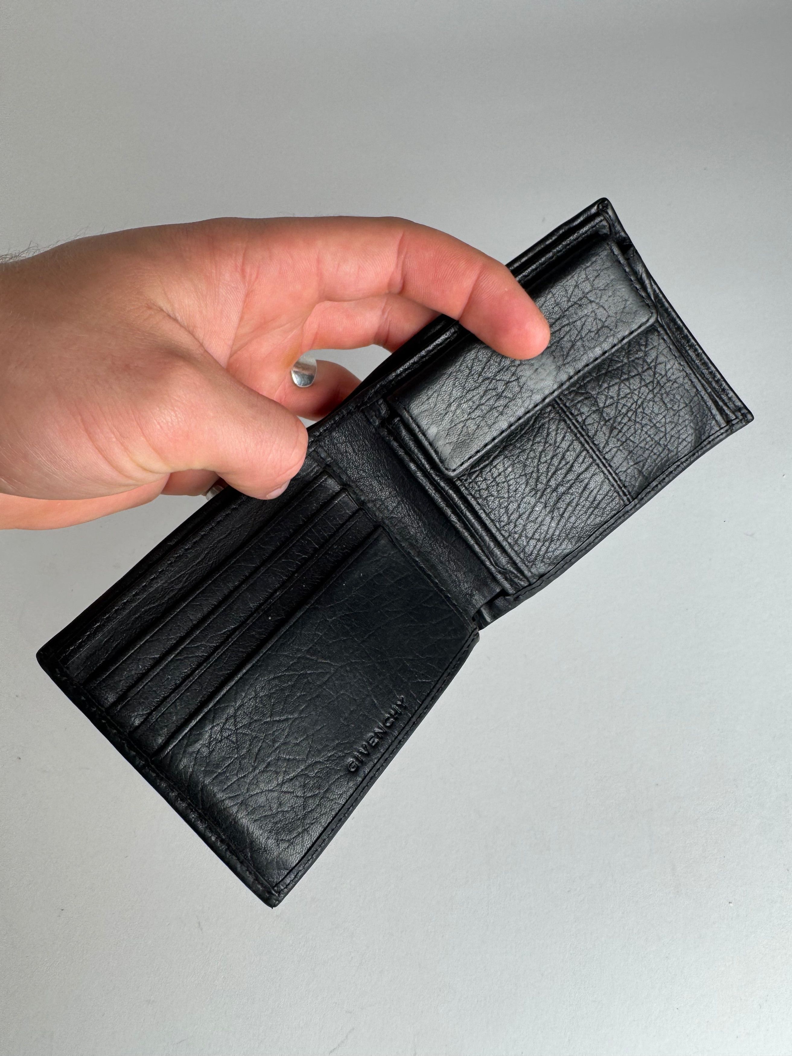 Givenchy Vintage Flapable Leather Logo Wallet Black Size ONE SIZE - 3 Thumbnail