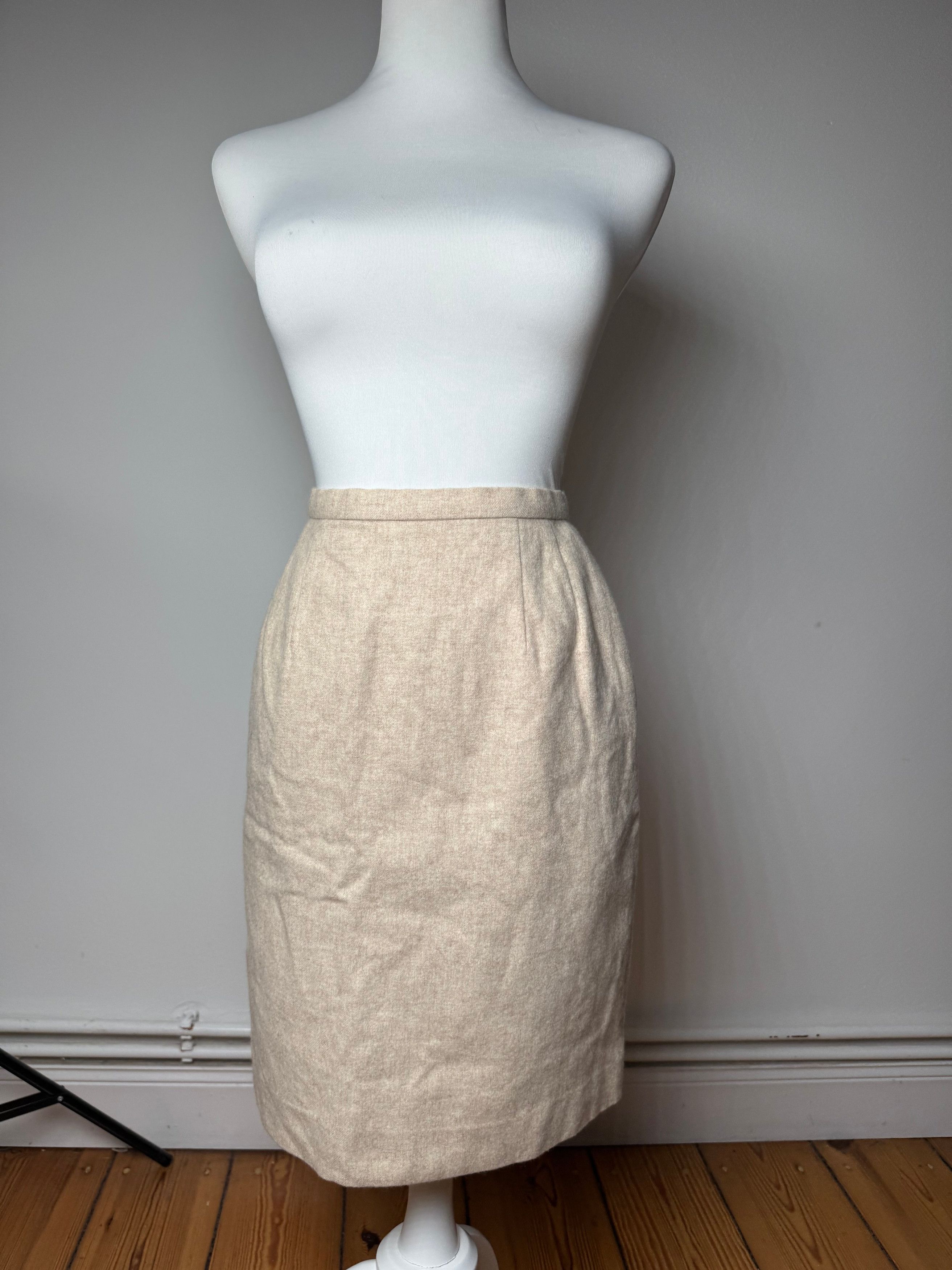 Dior Vintage Wool Skirt Beige M Size 30" / US 8 / IT 44 - 13 Thumbnail