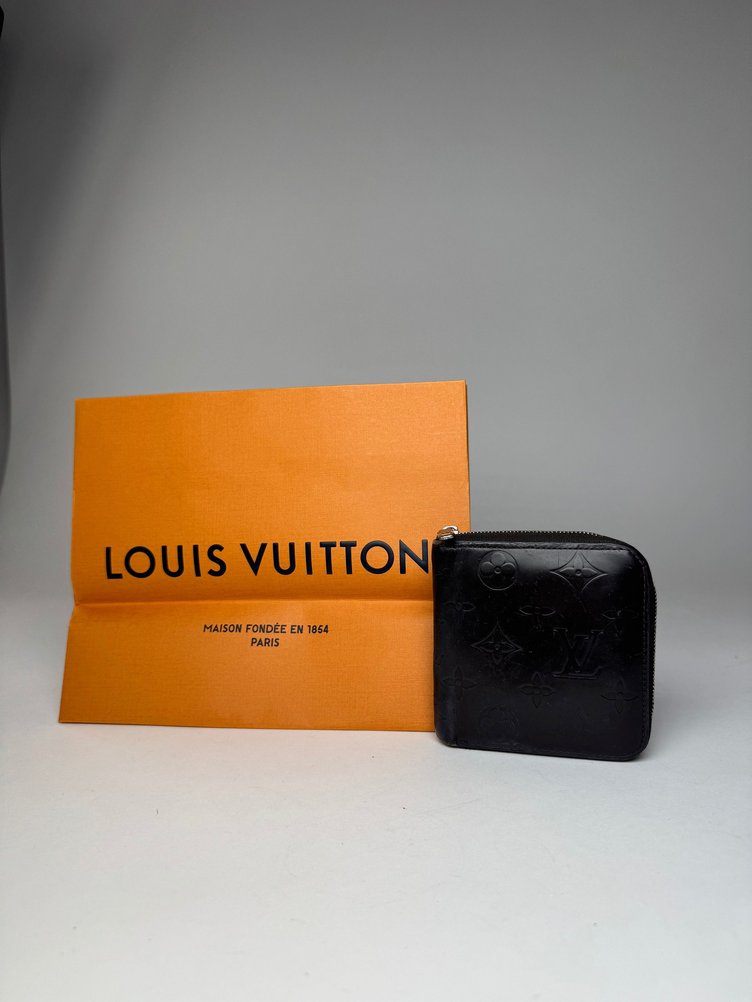 Louis Vuitton Vintage Vernis Leather Zippy Wallet Black Size ONE SIZE - 3 Thumbnail