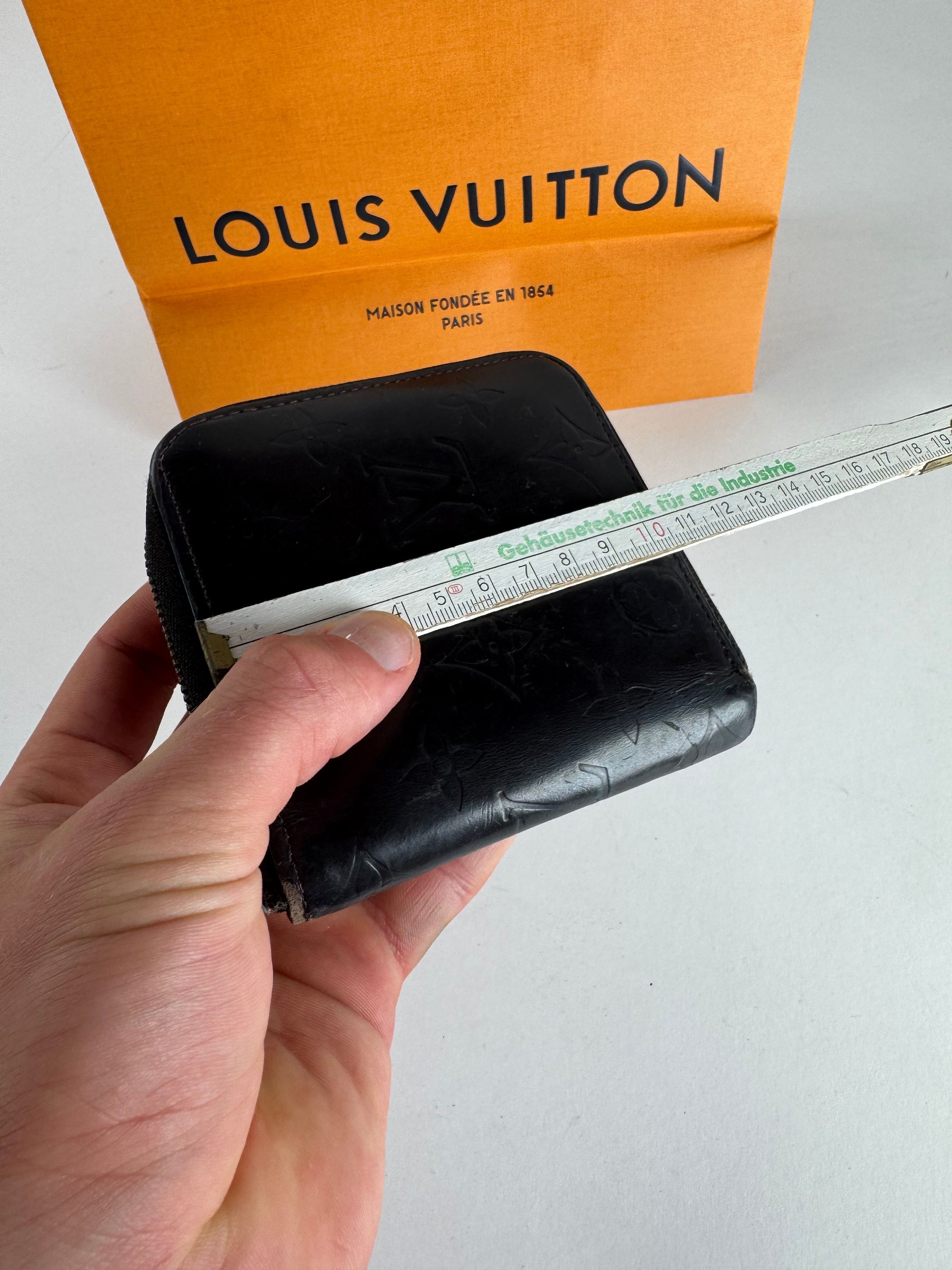 Louis Vuitton Vintage Vernis Leather Zippy Wallet Black Size ONE SIZE - 11 Thumbnail