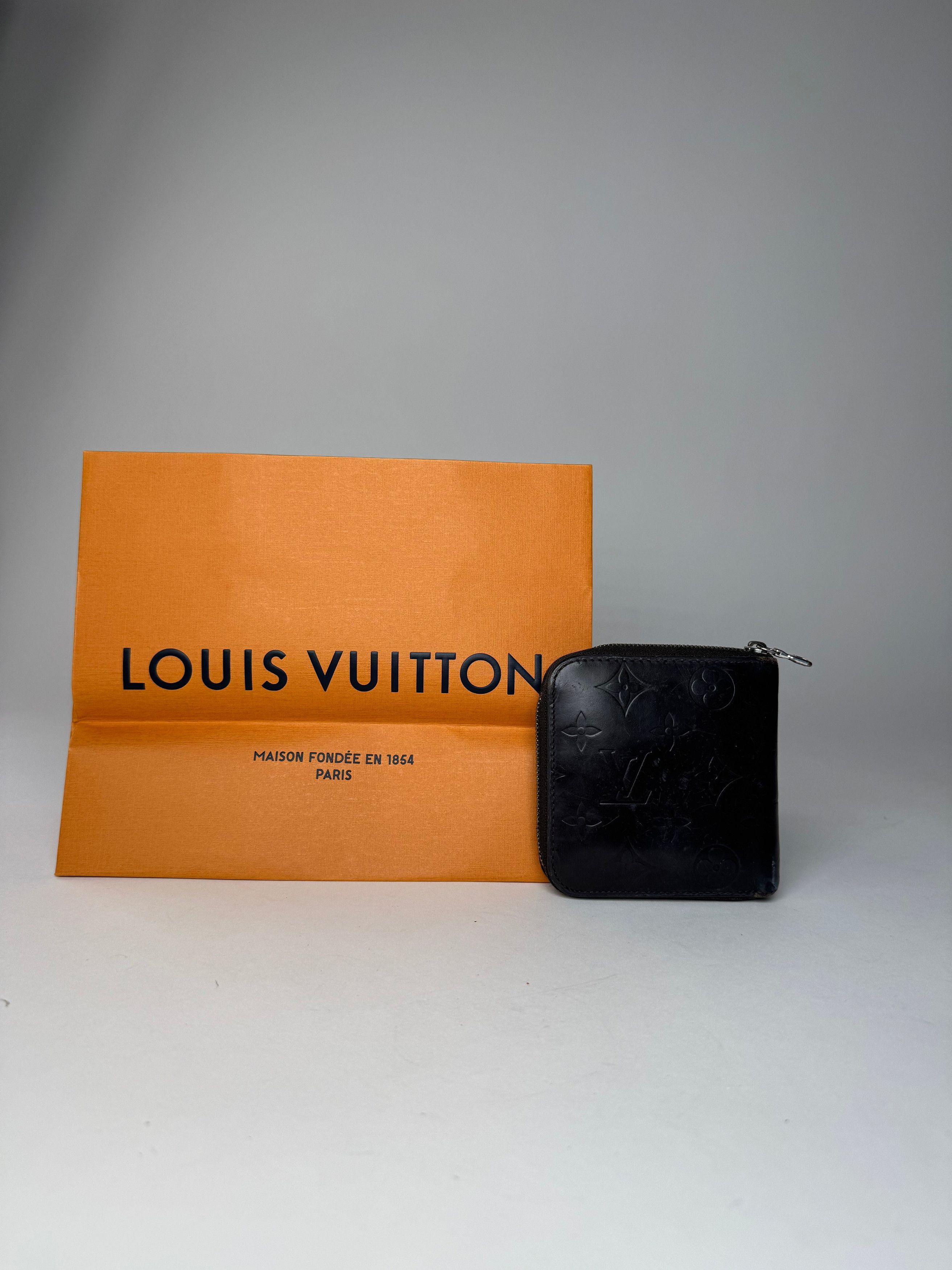 Louis Vuitton Vintage Vernis Leather Zippy Wallet Black Size ONE SIZE - 5 Thumbnail