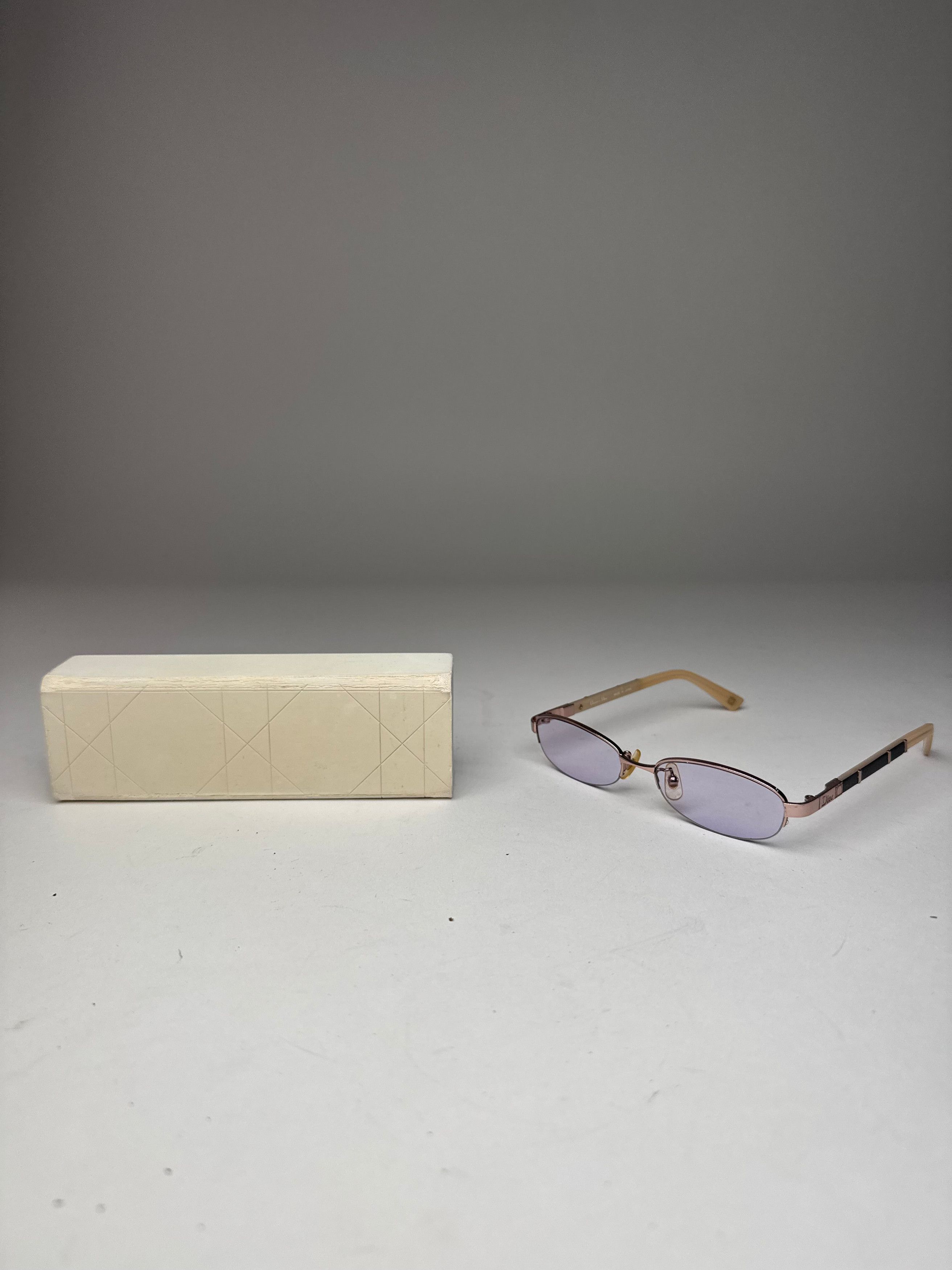 Dior Vintage Sunglasses Rose Purple Size ONE SIZE - 2 Thumbnail