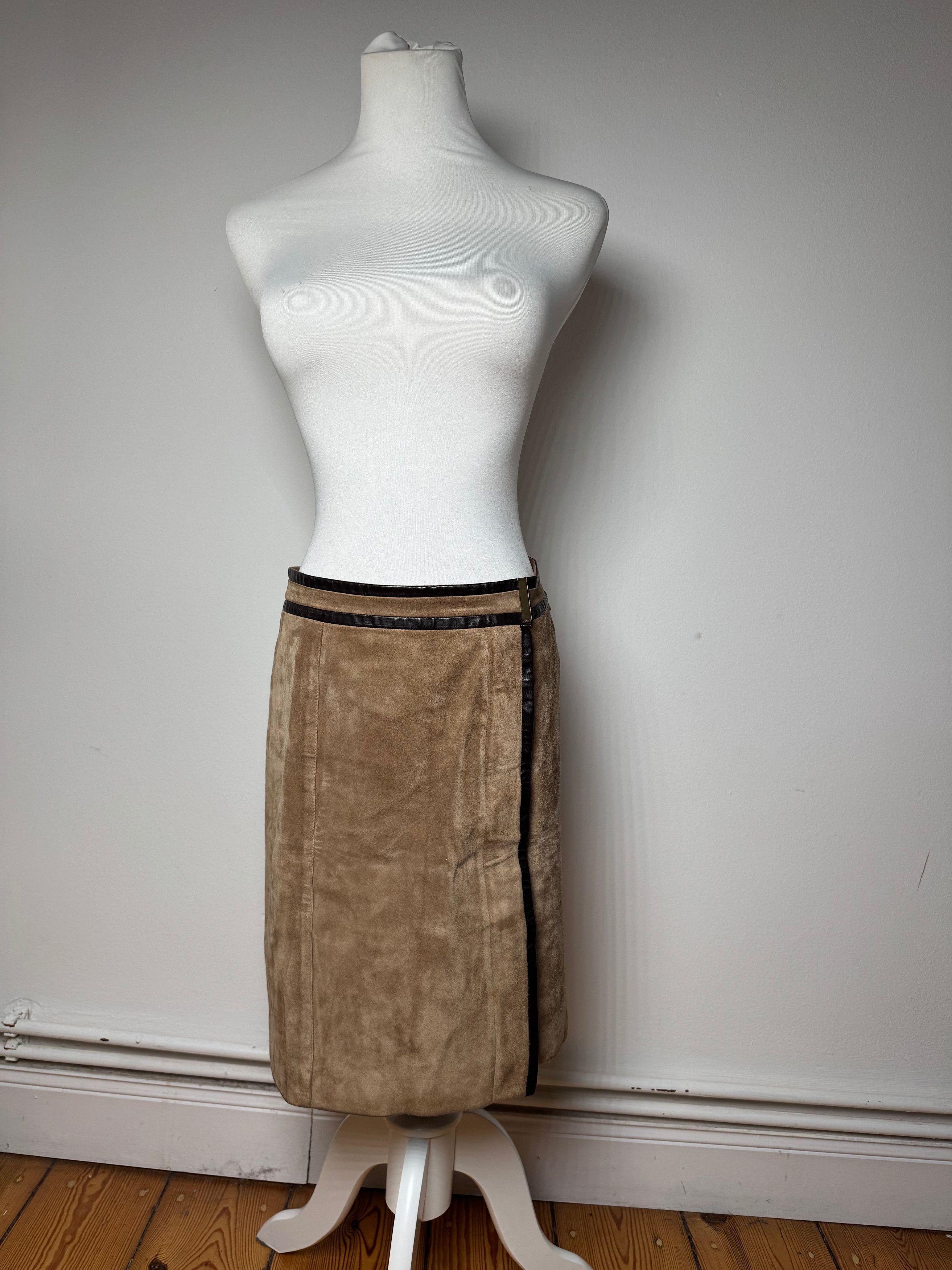 Gucci Vintage Suede Leather Skirt Brown 36/S Size 27" / US 4 / IT 40 - 14 Thumbnail