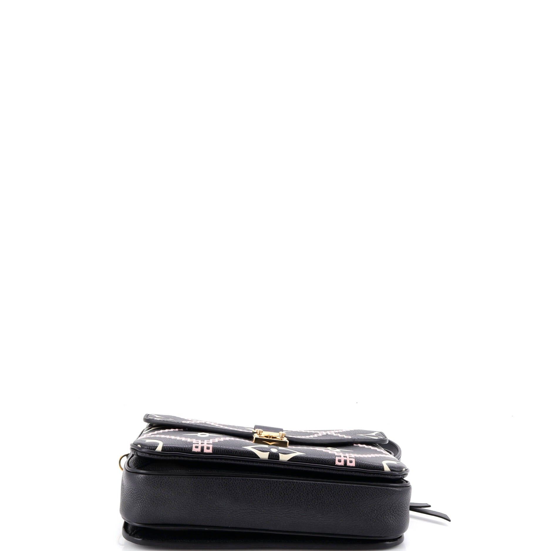 Louis Vuitton Pochette Metis Size ONE SIZE - 4 Thumbnail