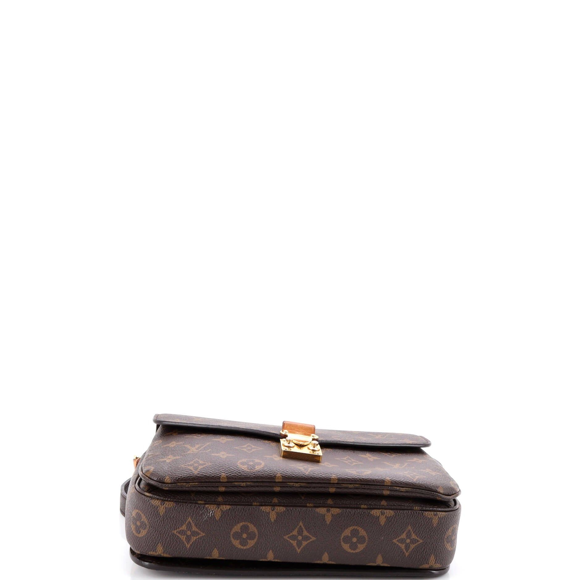 Louis Vuitton Pochette Metis Size ONE SIZE - 4 Thumbnail