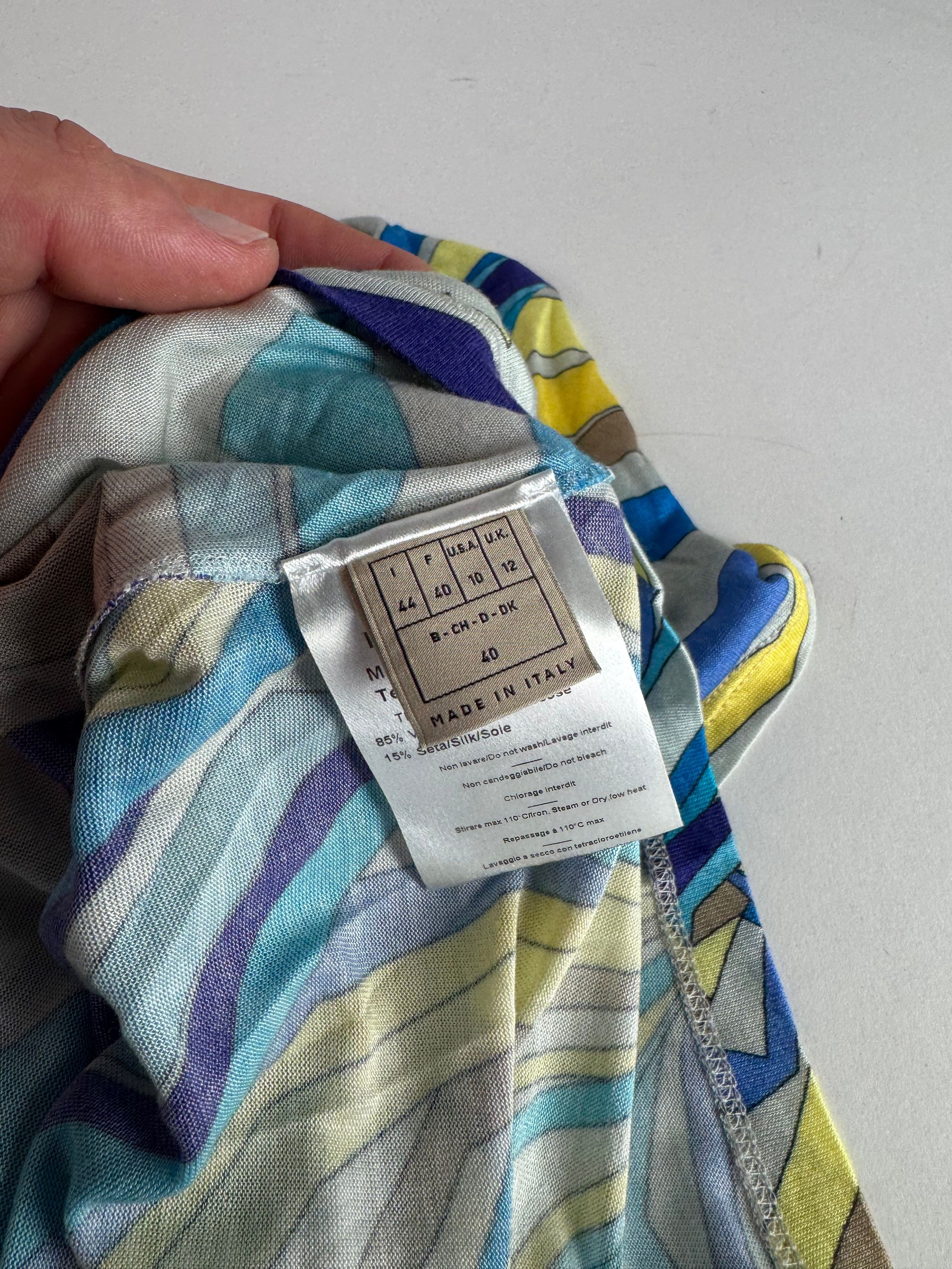 Emilio Pucci Vintage Silk / Viskose abstract Top Blue yellow 40/L Size L / US 10 / IT 46 - 9 Thumbnail