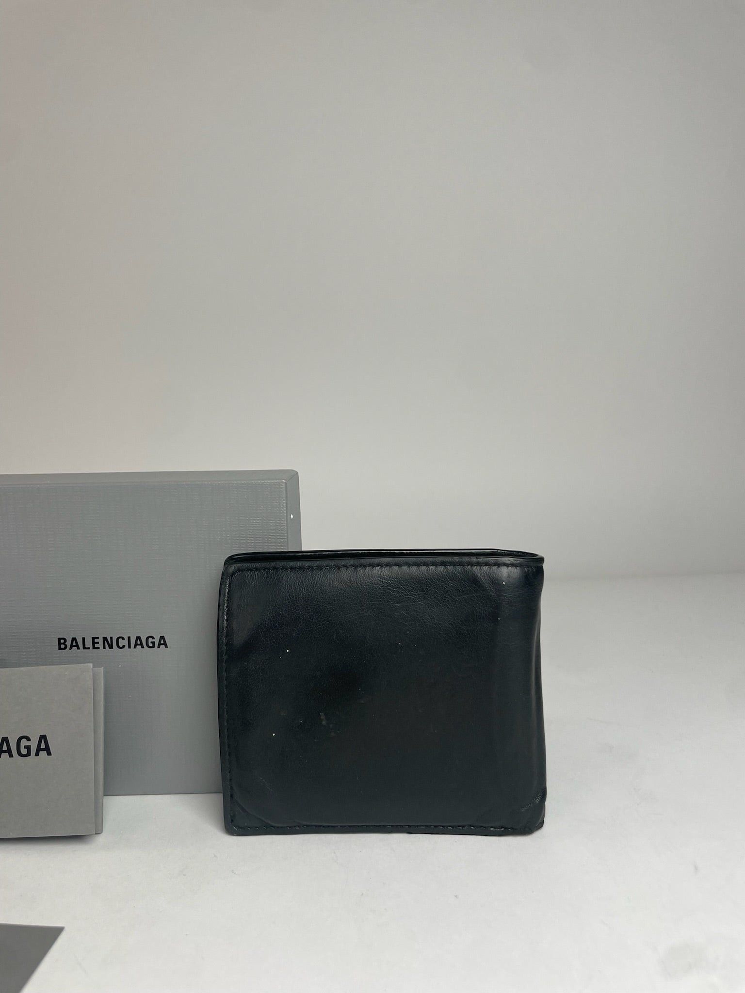 Balenciaga Vintage Flapable Leather Wallet Black Size ONE SIZE - 9 Thumbnail
