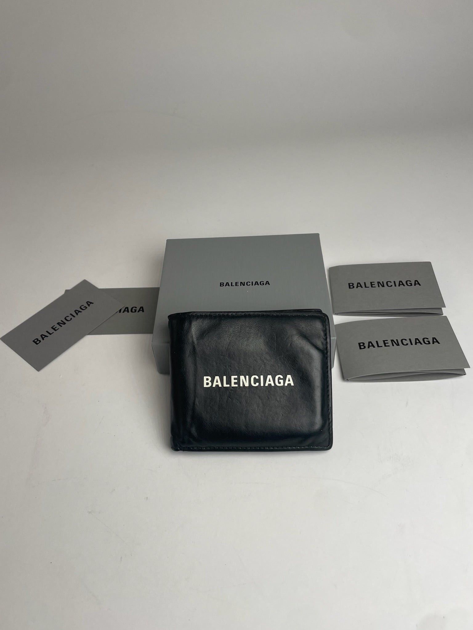 Balenciaga Vintage Flapable Leather Wallet Black Size ONE SIZE - 6 Thumbnail