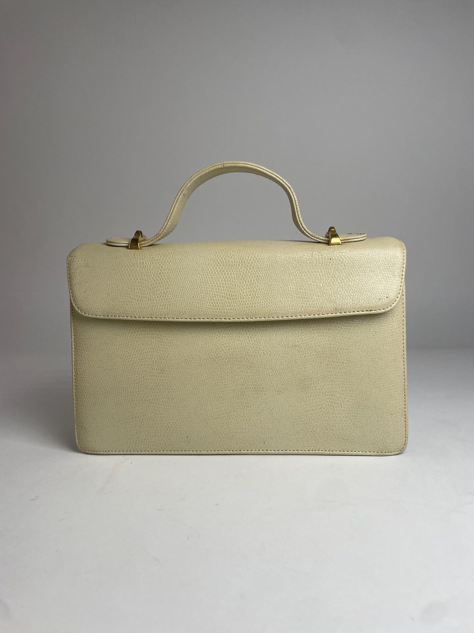 Givenchy Vintage Handbag Cream Size ONE SIZE - 2 Thumbnail