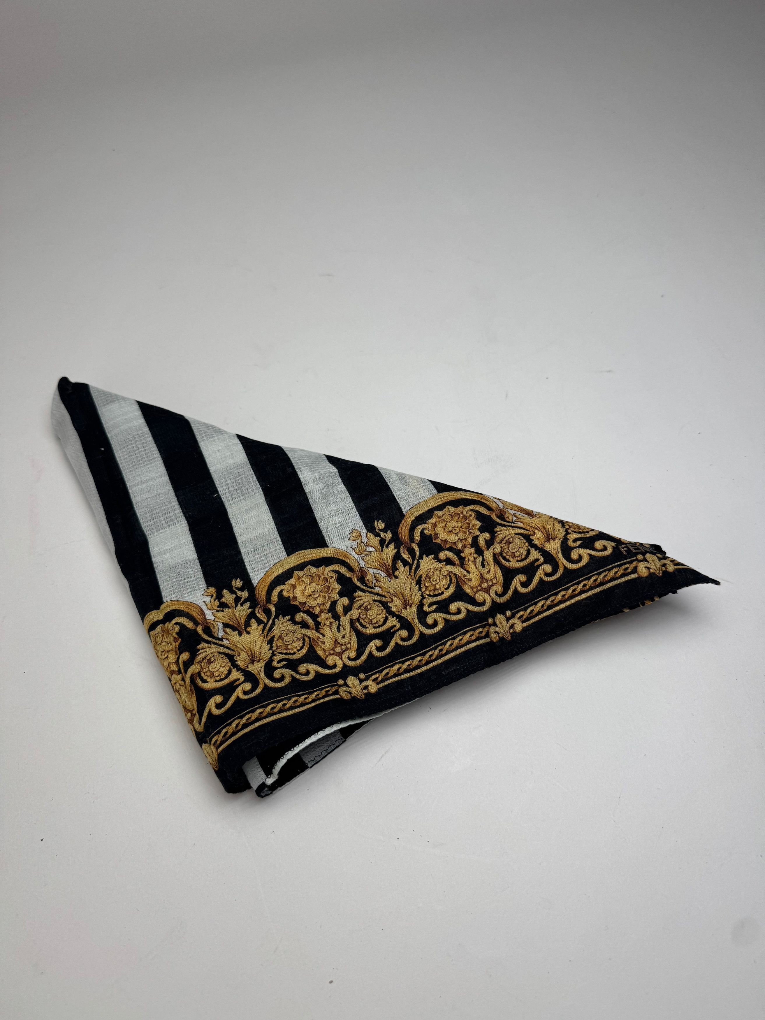 Fendi Vintage Abstract Scarf Black White Gold Size ONE SIZE - 6 Thumbnail