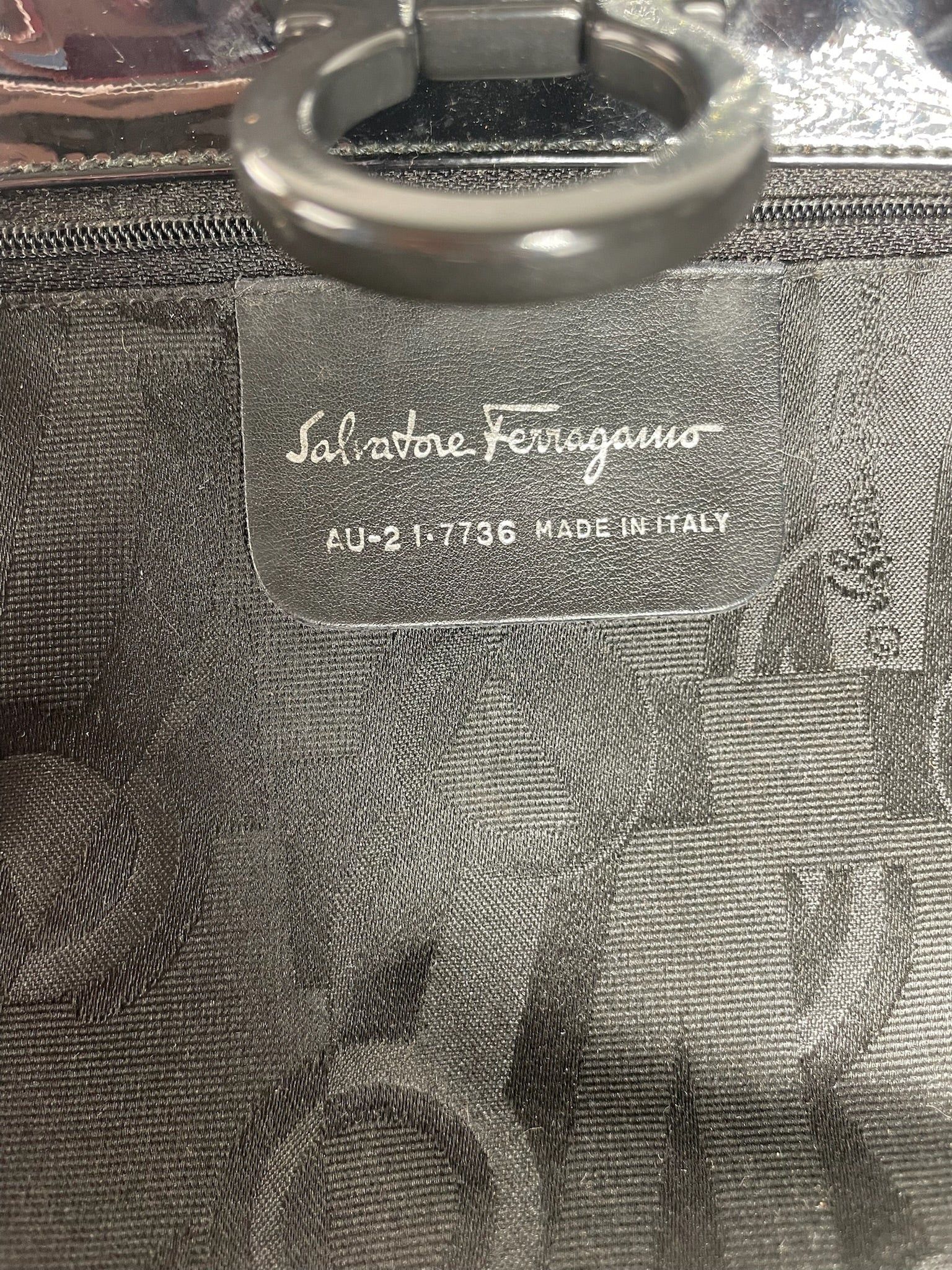 Salvatore Ferragamo Vintage Patent Leather Handbag Black Size ONE SIZE - 7 Thumbnail