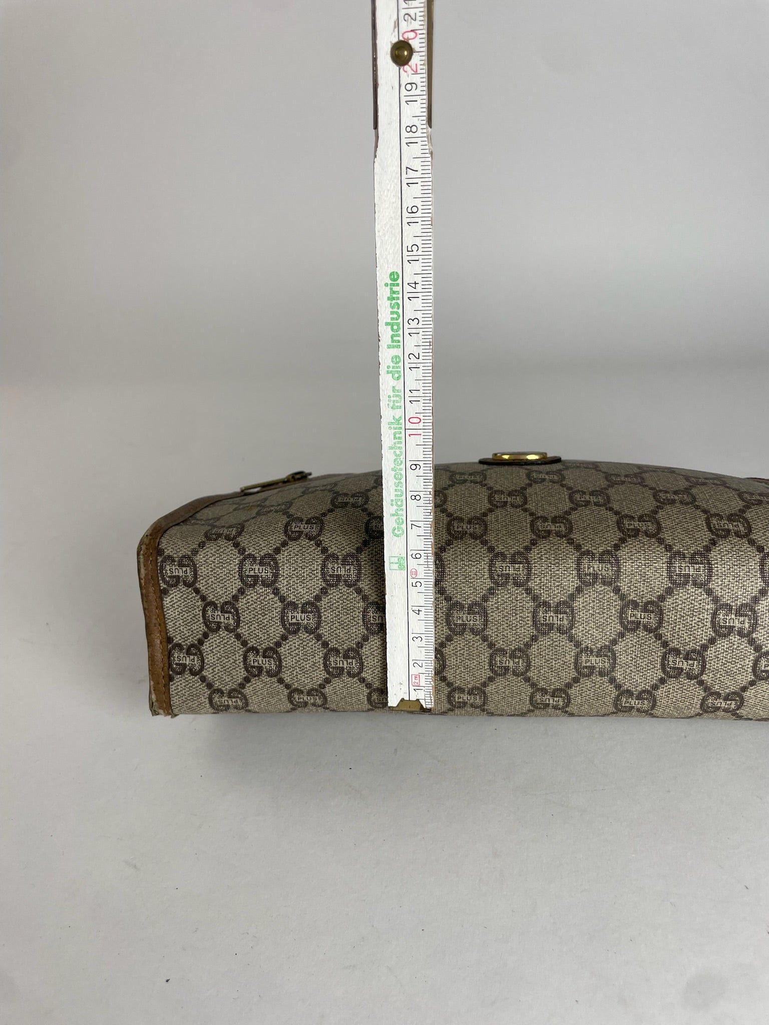 Gucci Vintage Monogram Leather Clutch Grey Brown Size ONE SIZE - 3 Thumbnail