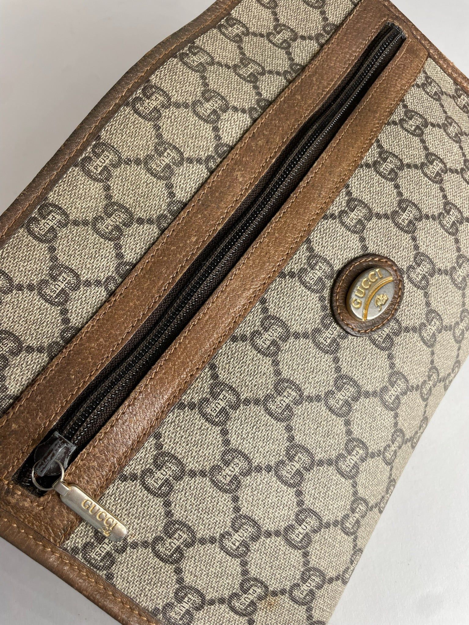 Gucci Vintage Monogram Leather Clutch Grey Brown Size ONE SIZE - 6 Thumbnail