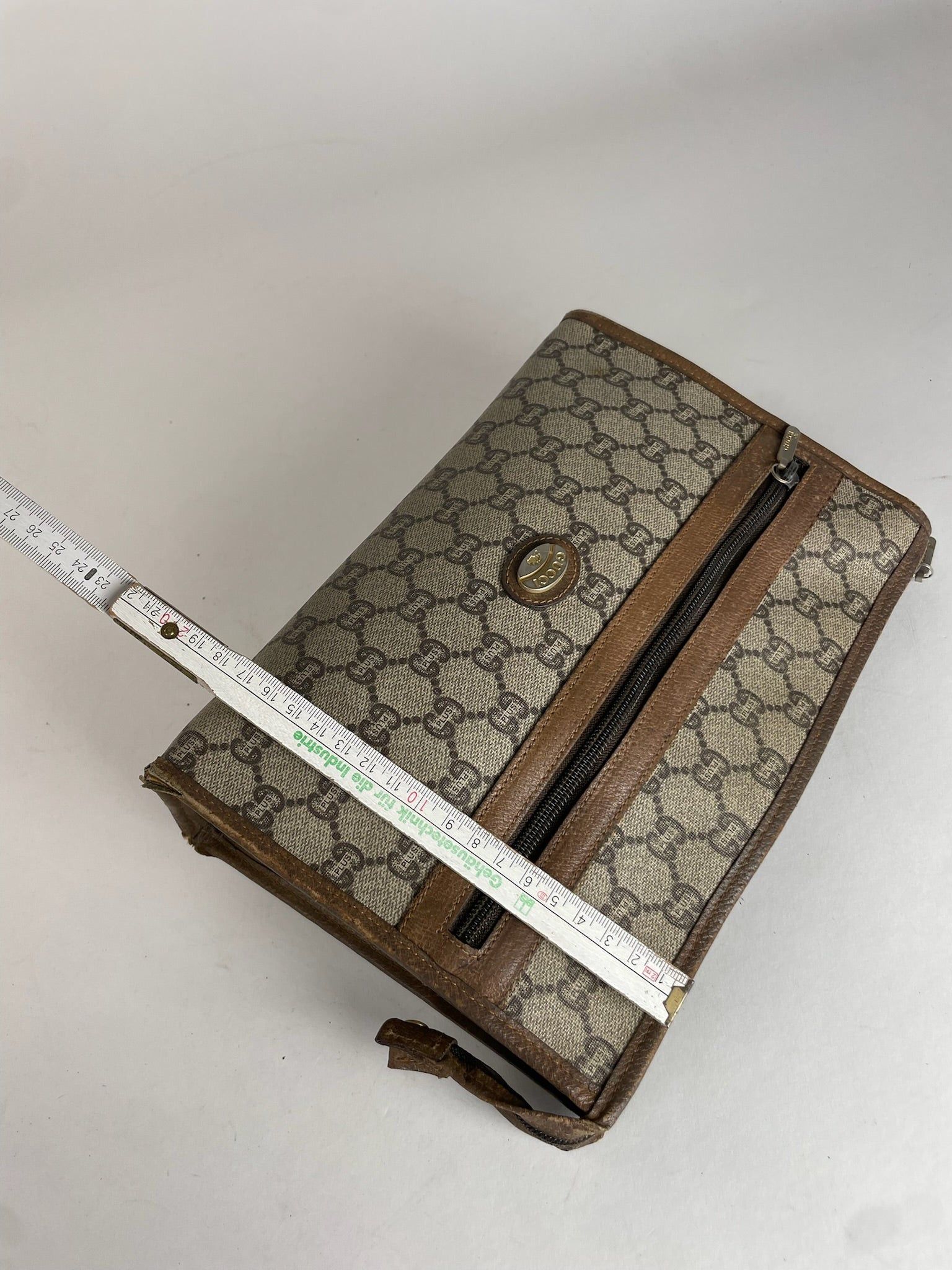 Gucci Vintage Monogram Leather Clutch Grey Brown Size ONE SIZE - 4 Thumbnail