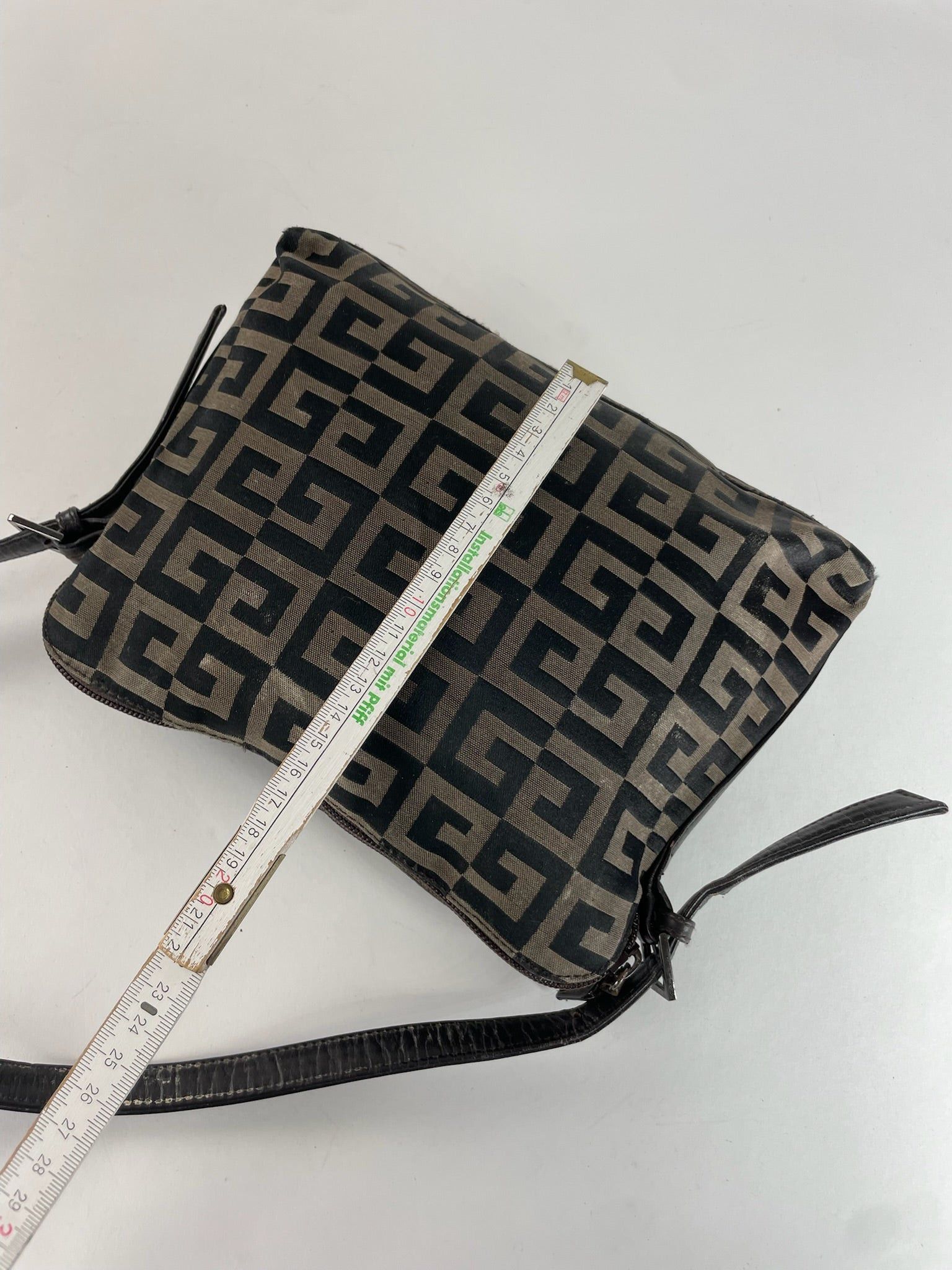 Givenchy Vintage Monogram Shoulder Bag Brown Size ONE SIZE - 13 Thumbnail